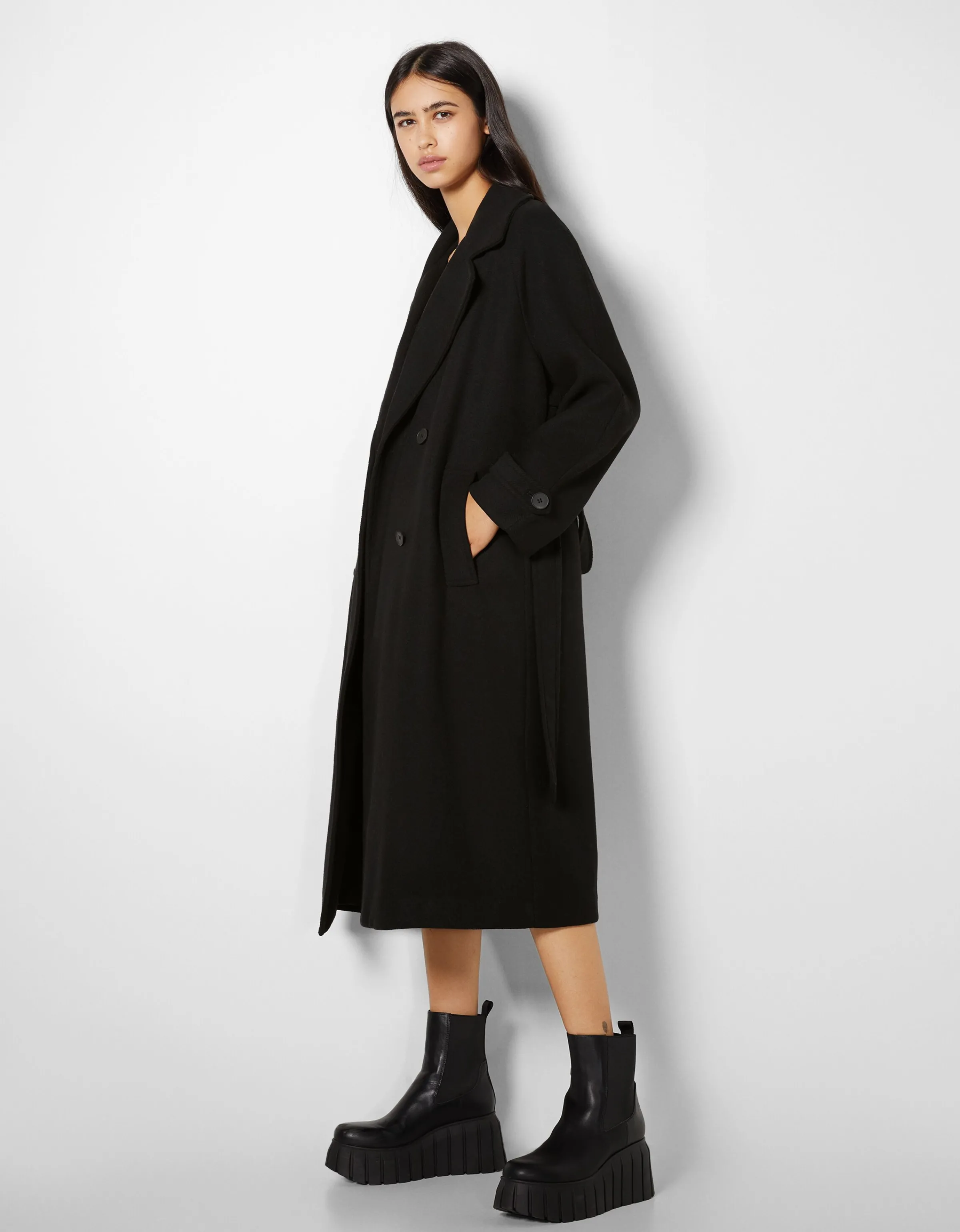 BERSHKA Abrigo trench lana Crudo Store