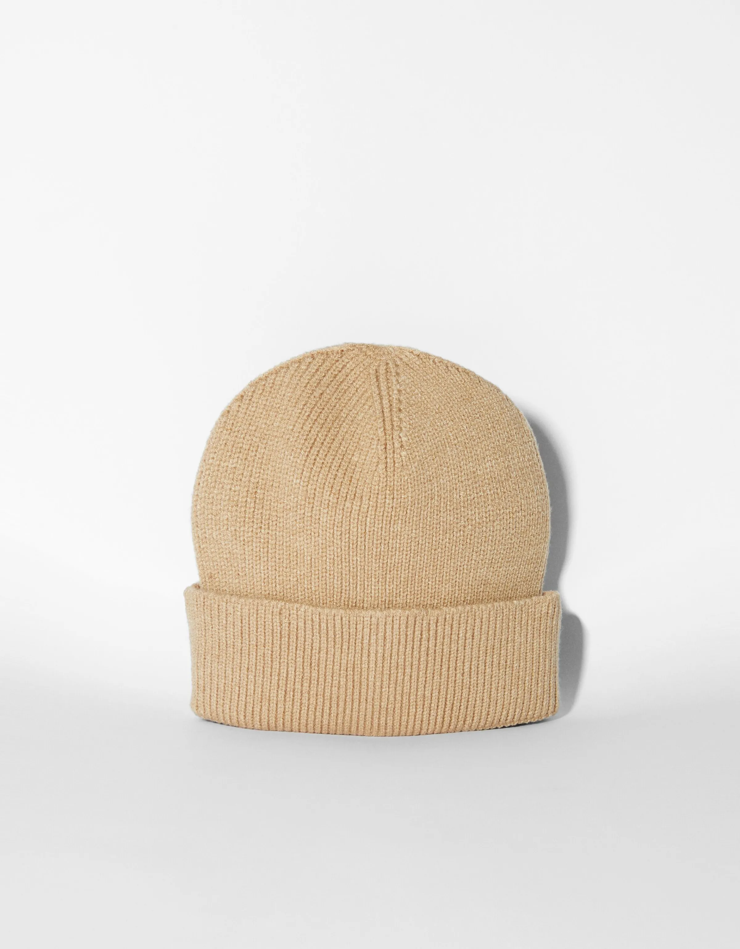 BERSHKA Beanie corto Arena Best Sale