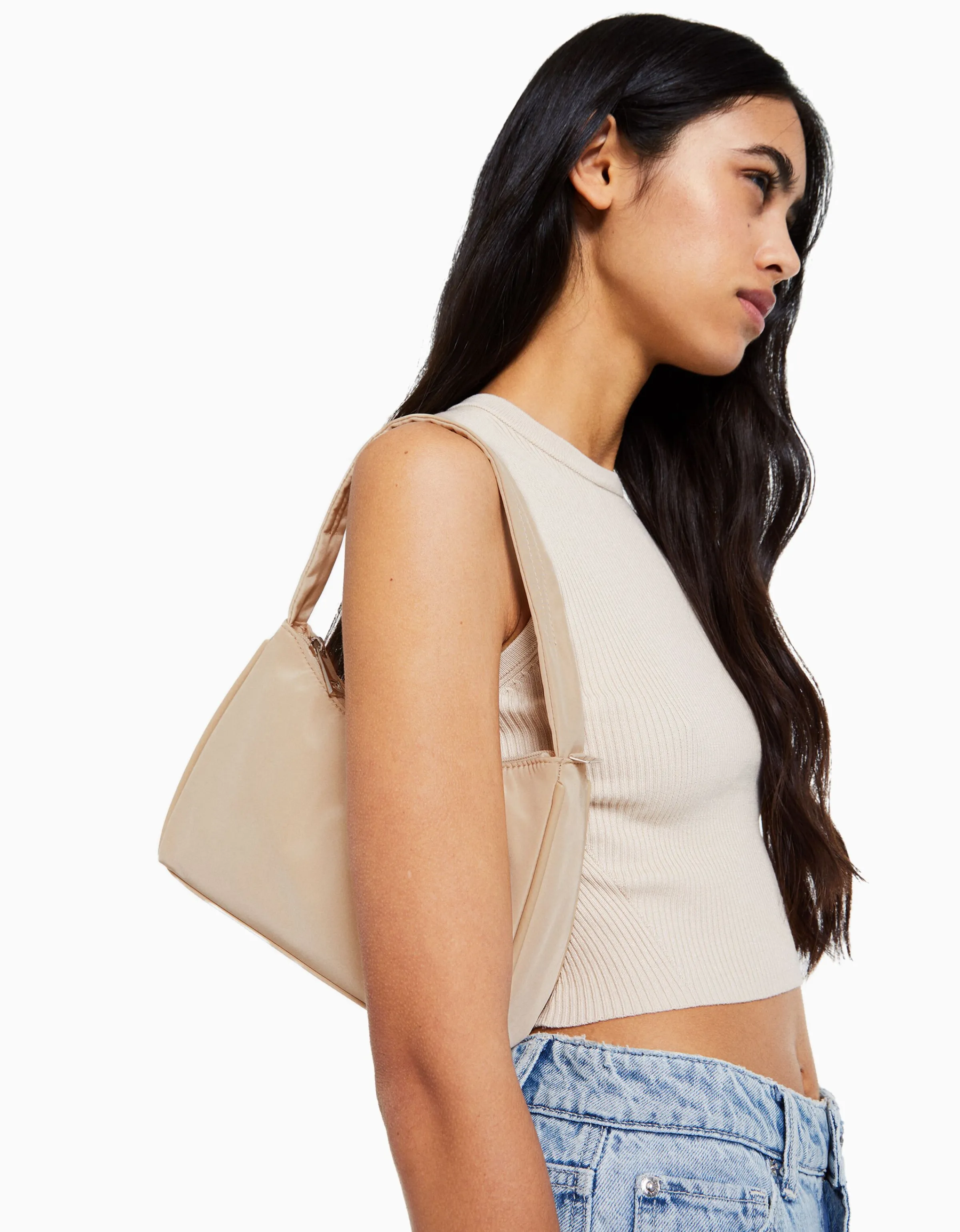 BERSHKA Bolso asa hombro tejido Beige Hot