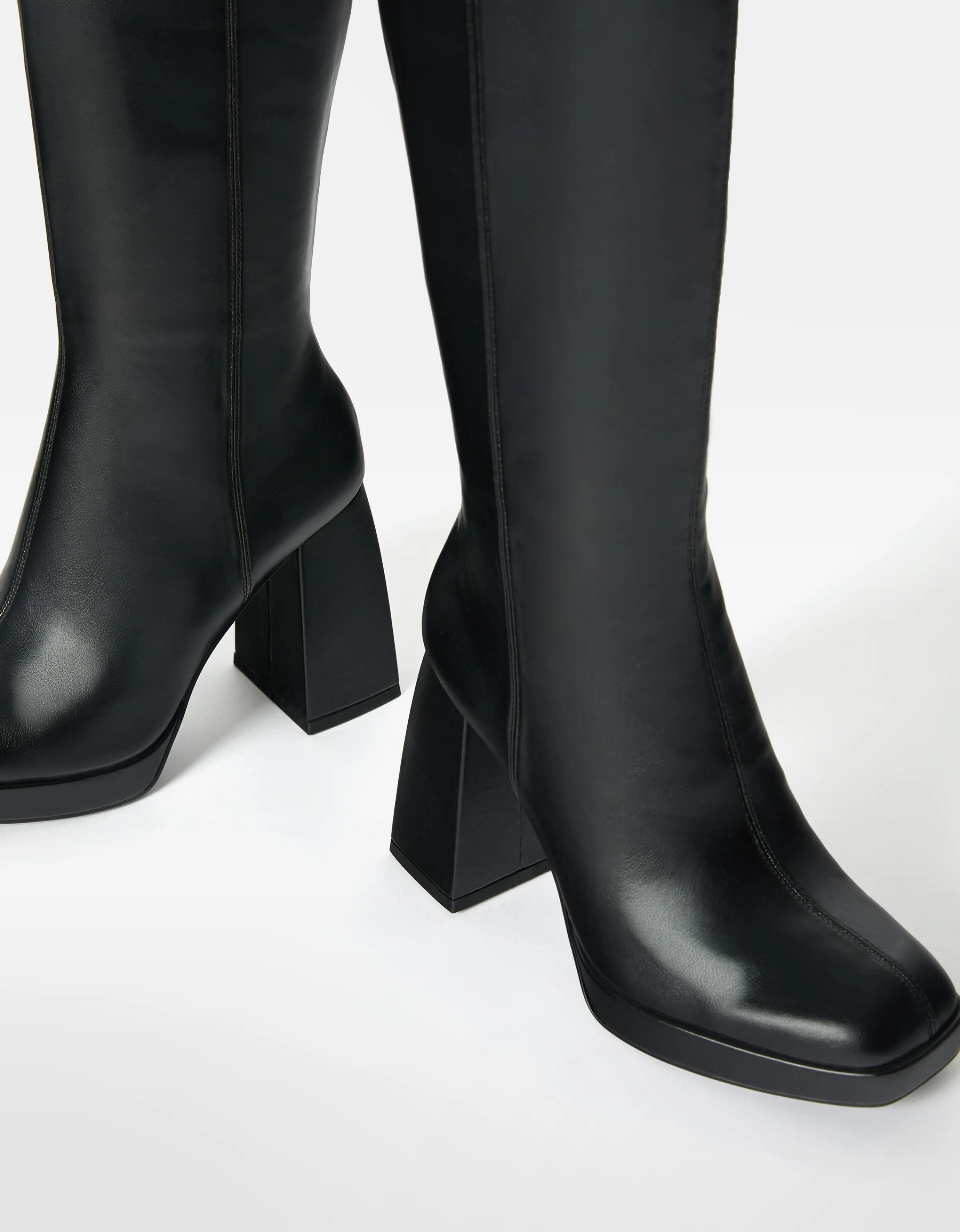 BERSHKA Botas tacón mini plataforma Negro Cheap