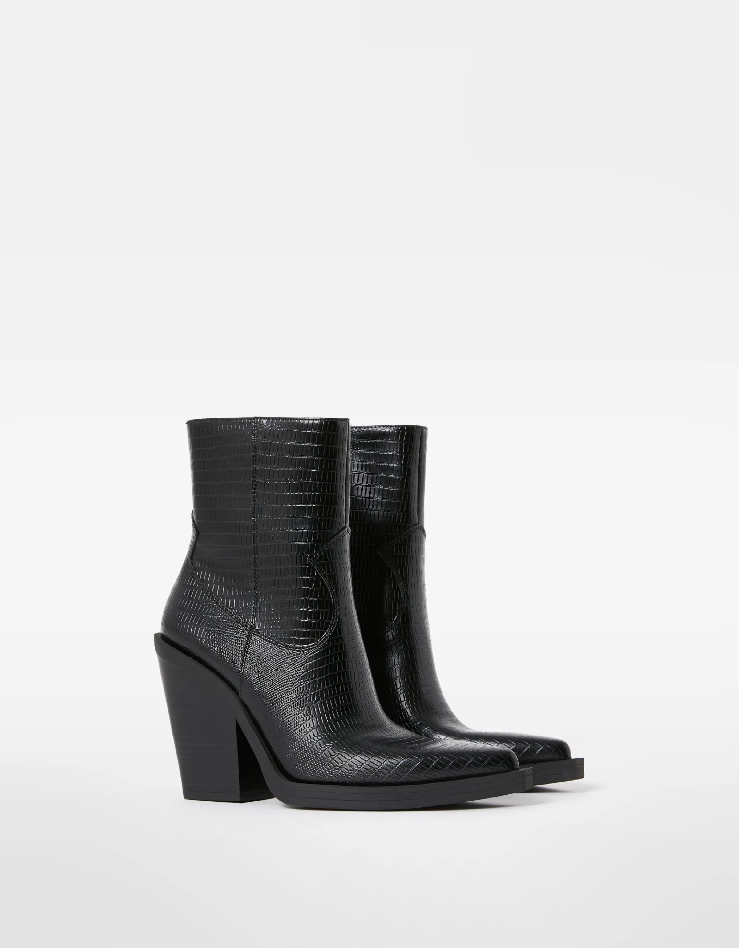 BERSHKA Botines tacón cowboy Negro Discount