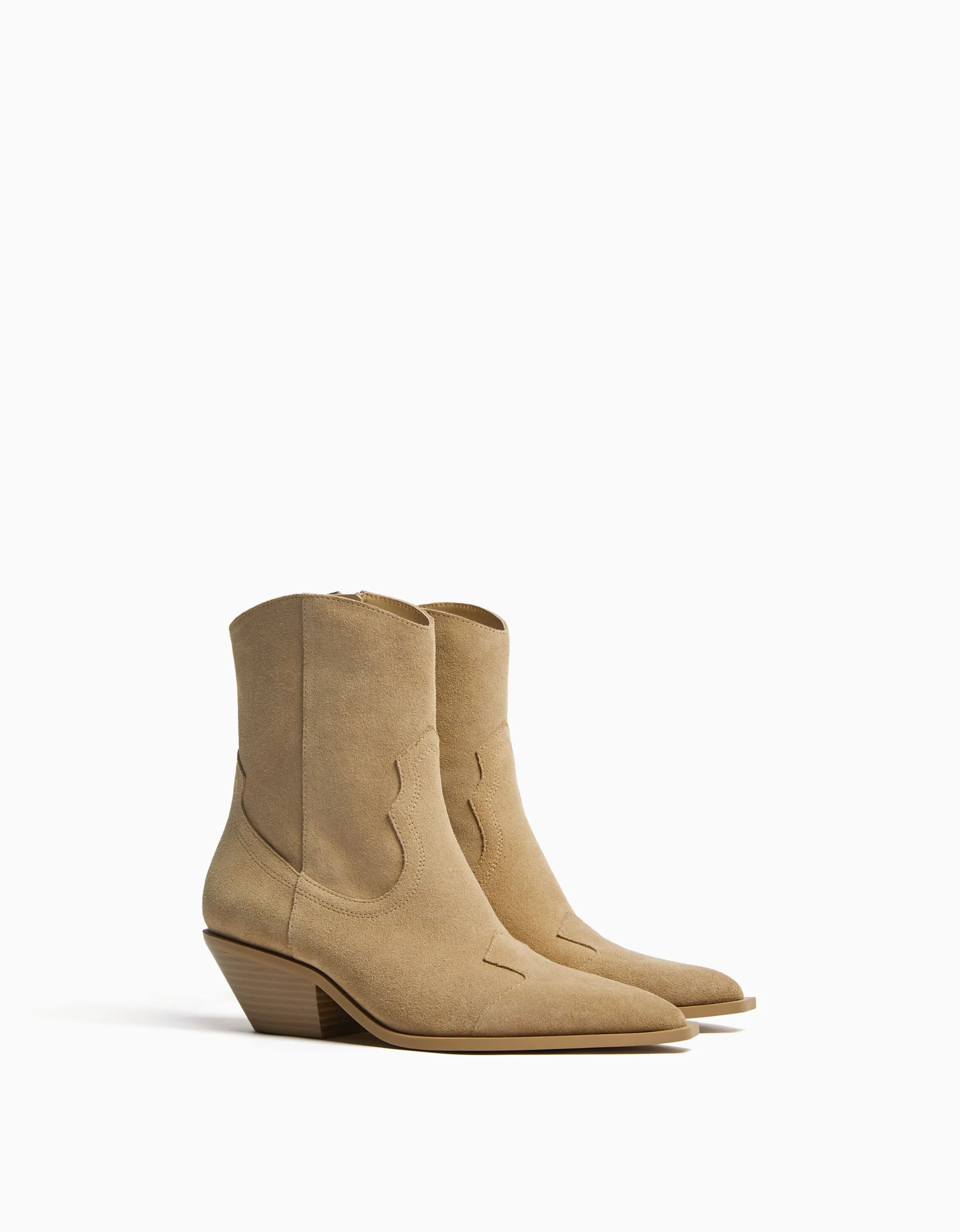 BERSHKA Botines tacón cowboy PIEL Arena Best