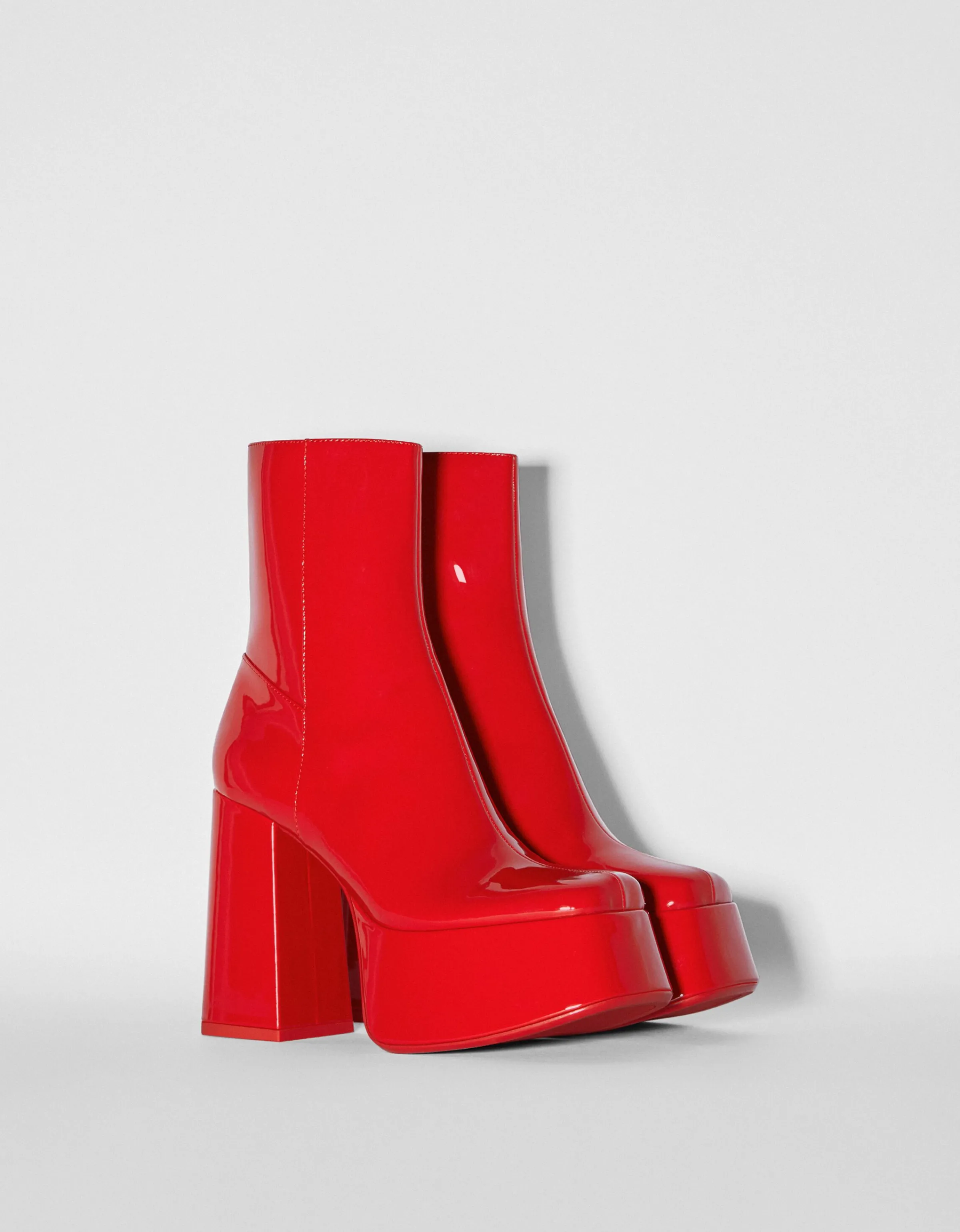 BERSHKA Botines tacón plataforma XL Rojo Online