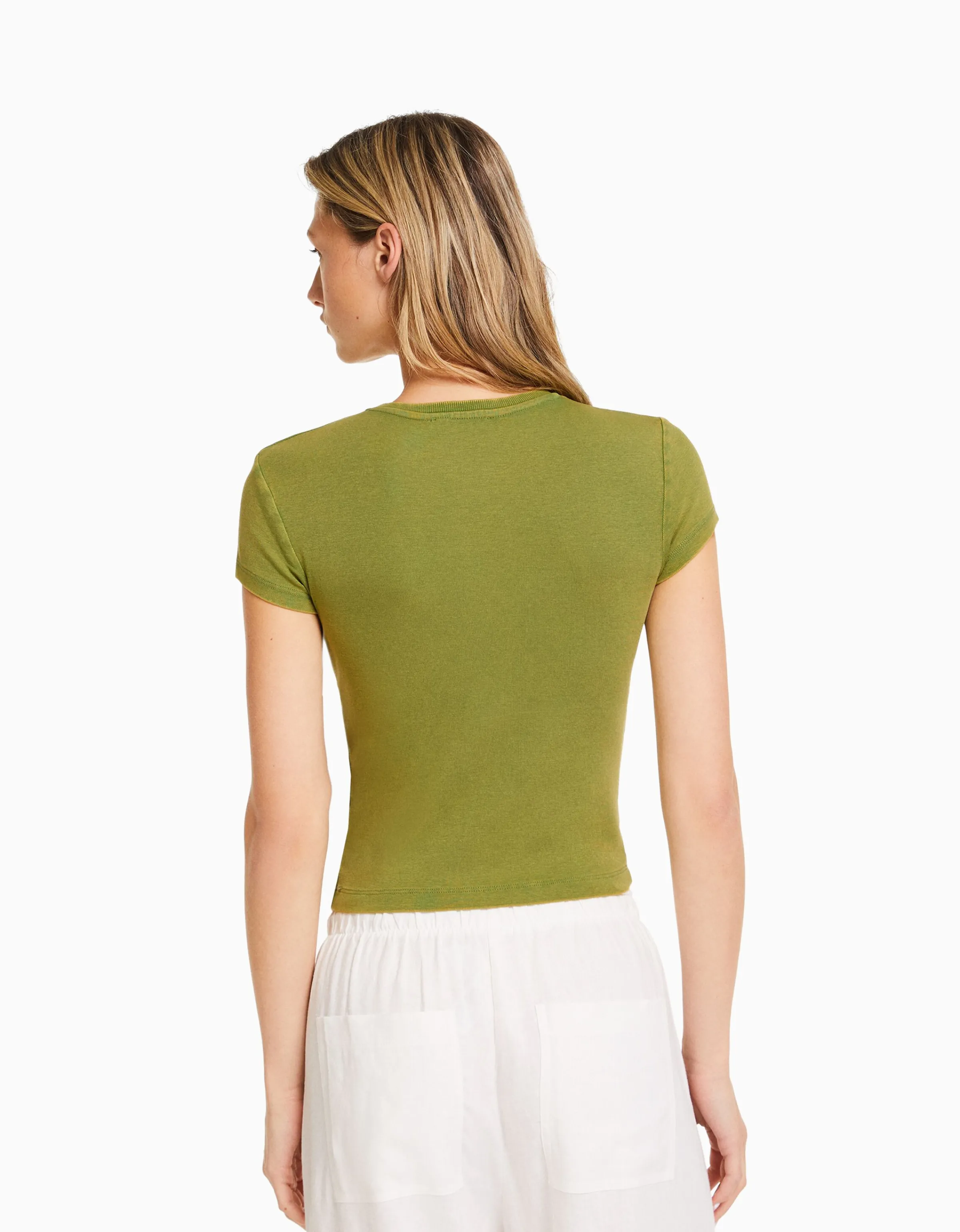 BERSHKA Camiseta manga corta ajustada Verde Sale