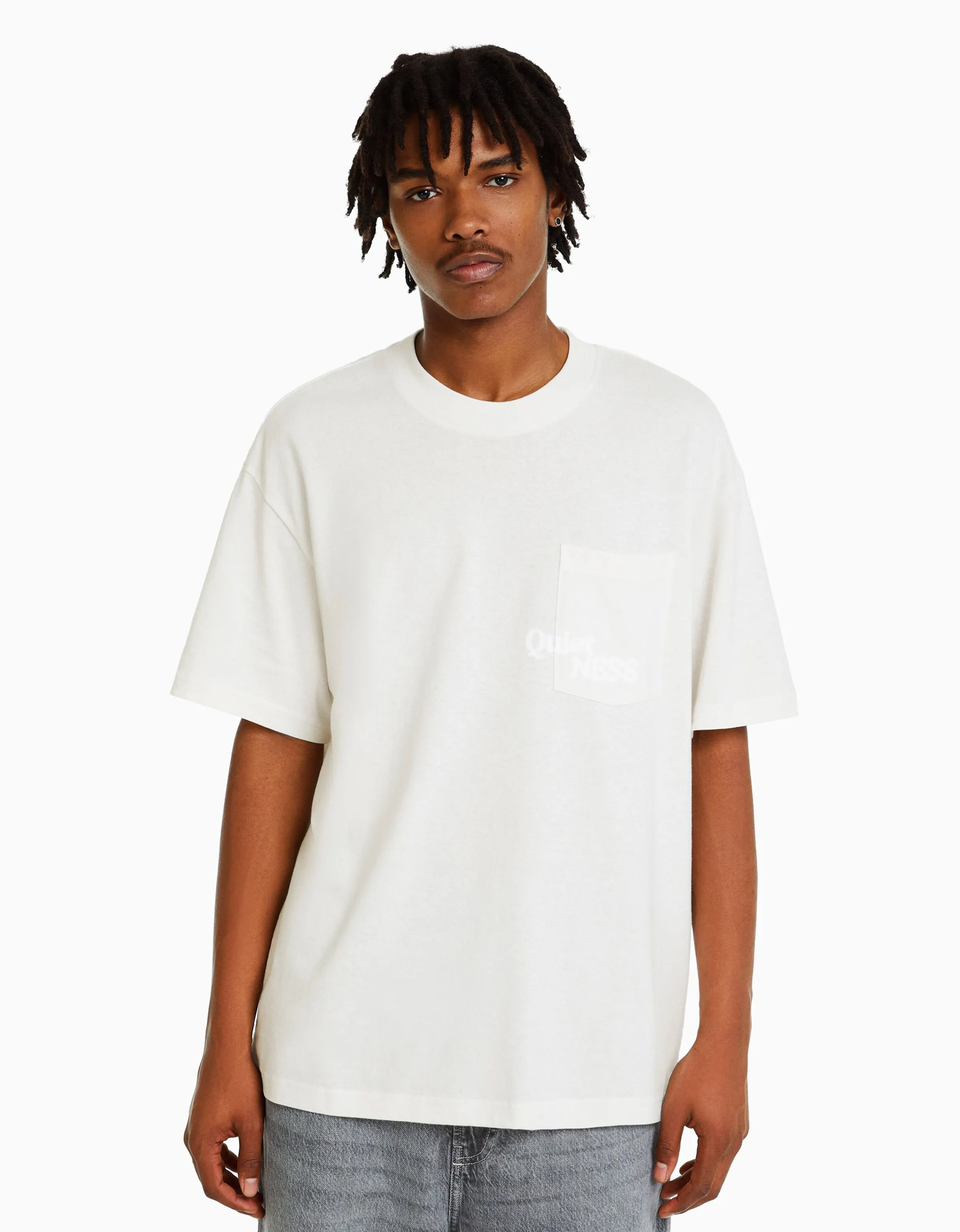 BERSHKA Camiseta manga corta boxy fit bolsillo Blanco Hot