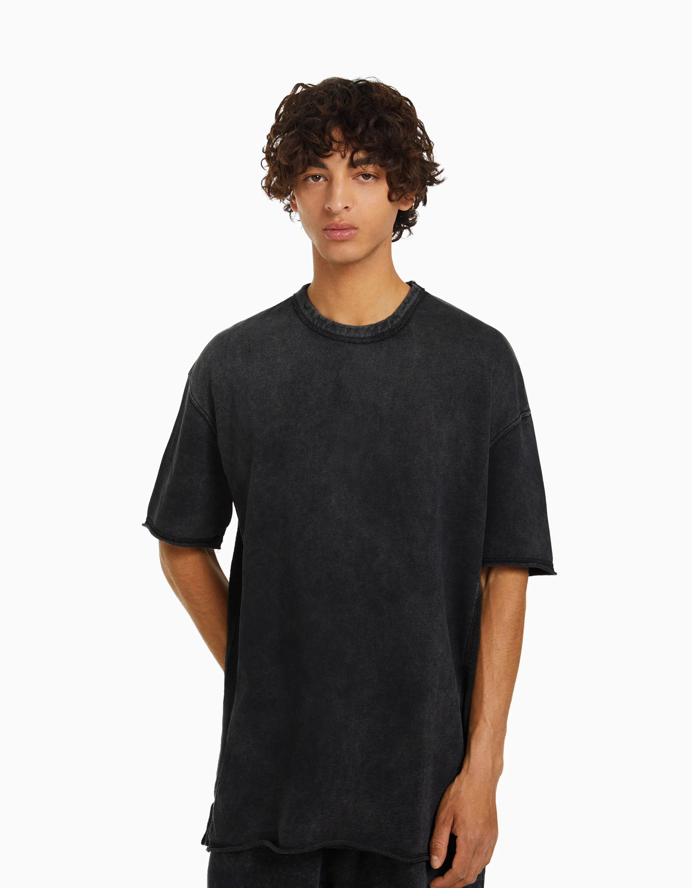 BERSHKA Camiseta manga corta efecto lavado Negro Shop