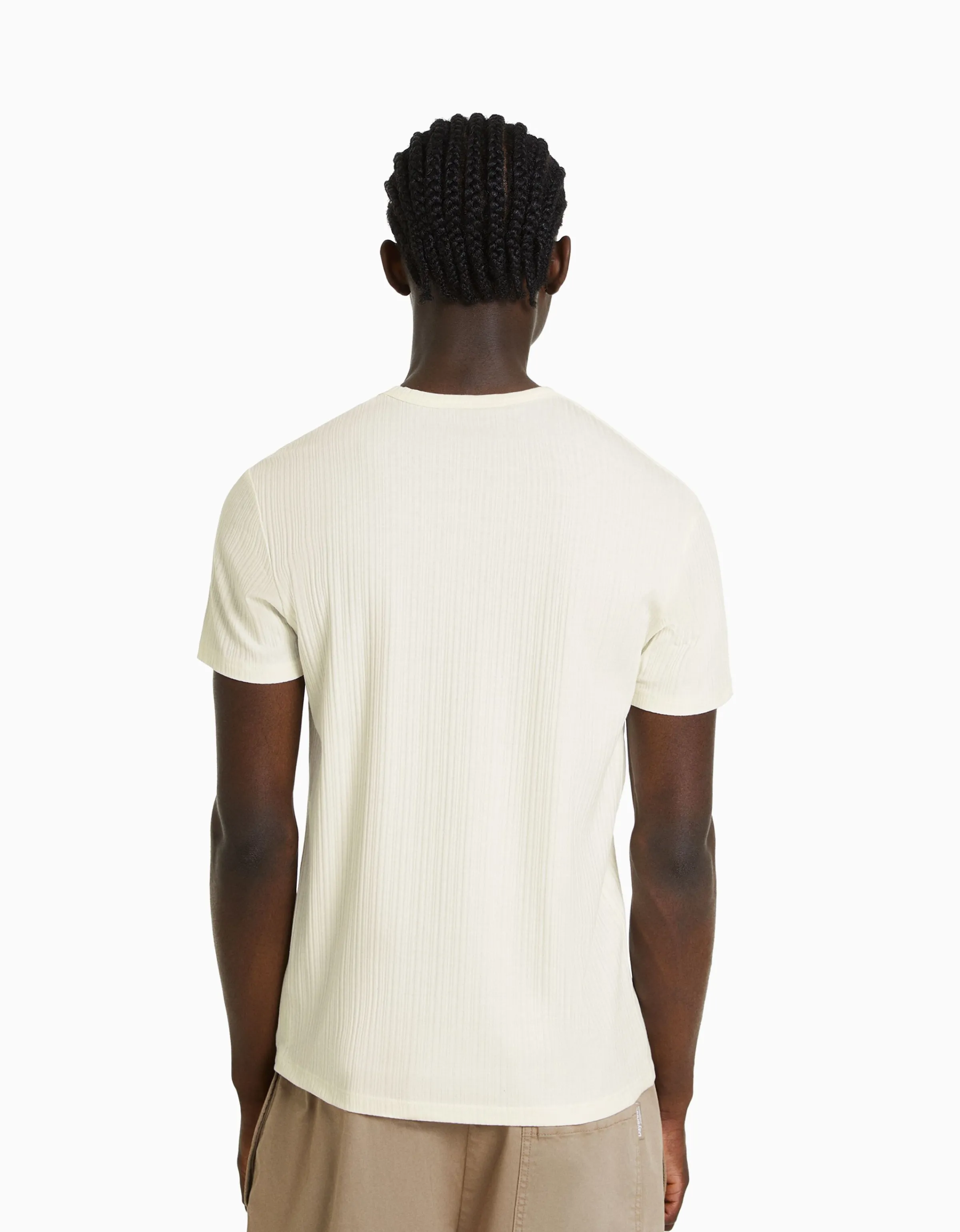 BERSHKA Camiseta manga corta muscle fit canalé Blanco roto Cheap