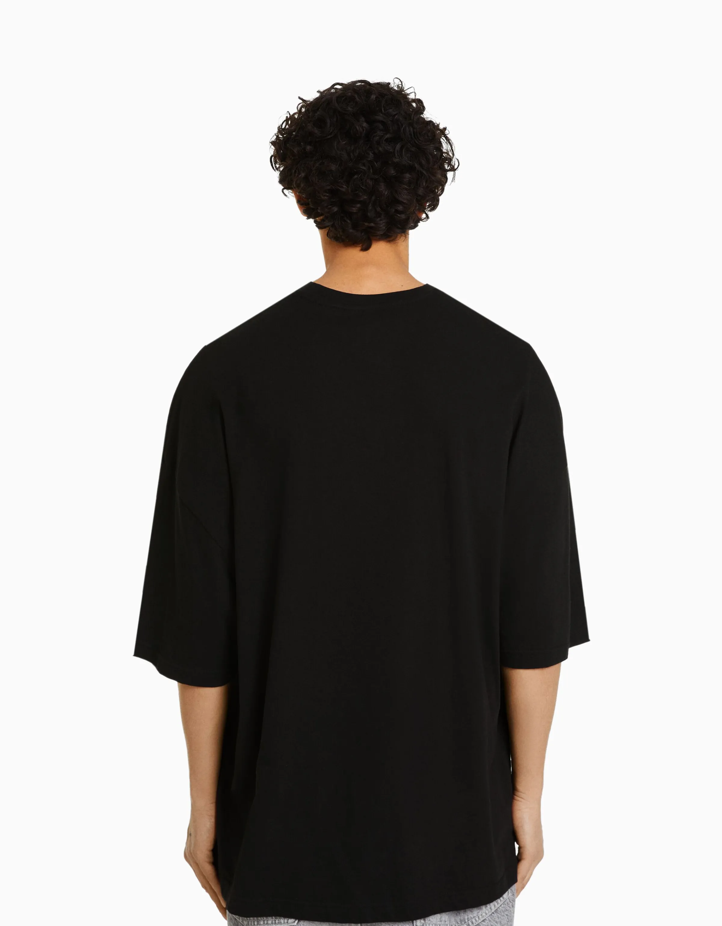 BERSHKA Camiseta manga corta oversize Negro Hot