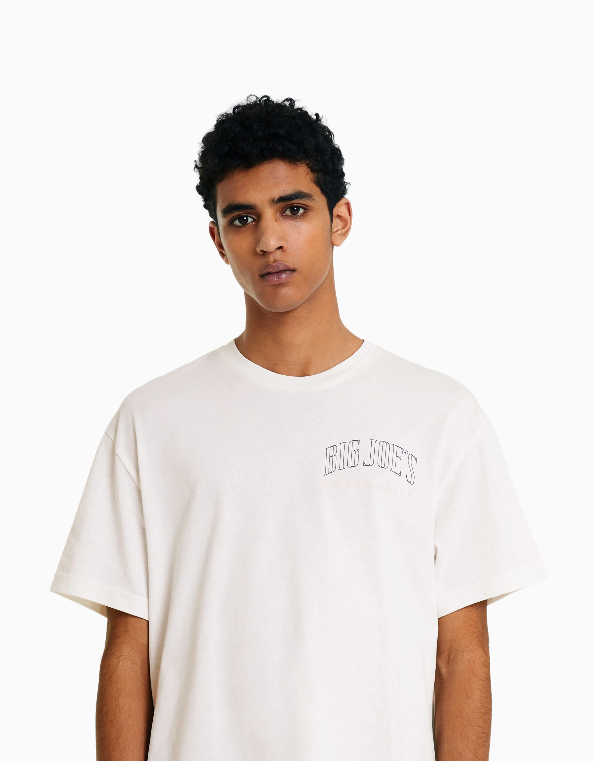 BERSHKA Camiseta manga corta oversize print Blanco roto Cheap
