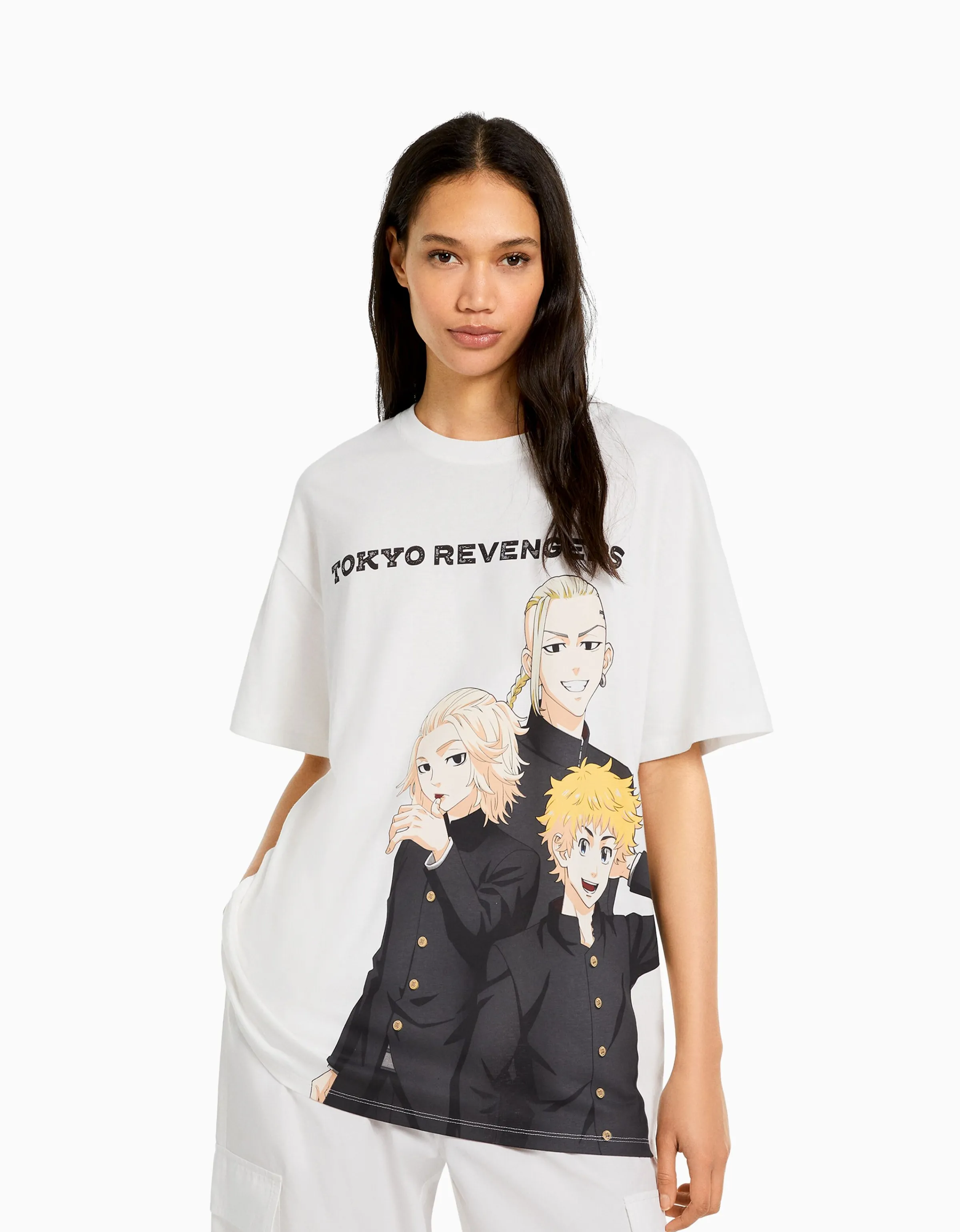 BERSHKA Camiseta manga corta oversize print TOKYO REVENGERS Blanco roto Discount