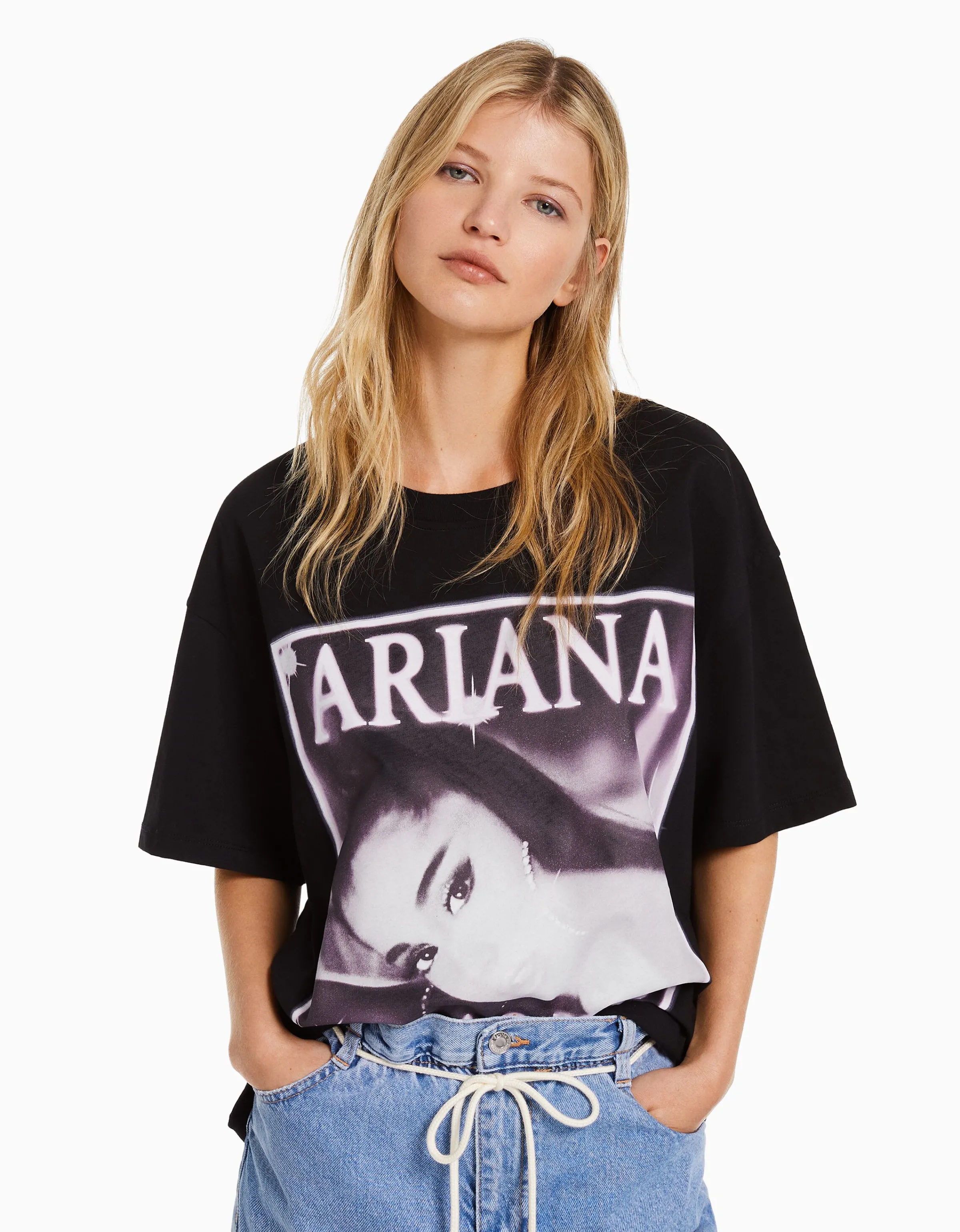 BERSHKA Camiseta manga corta print Ariana Grande Negro New