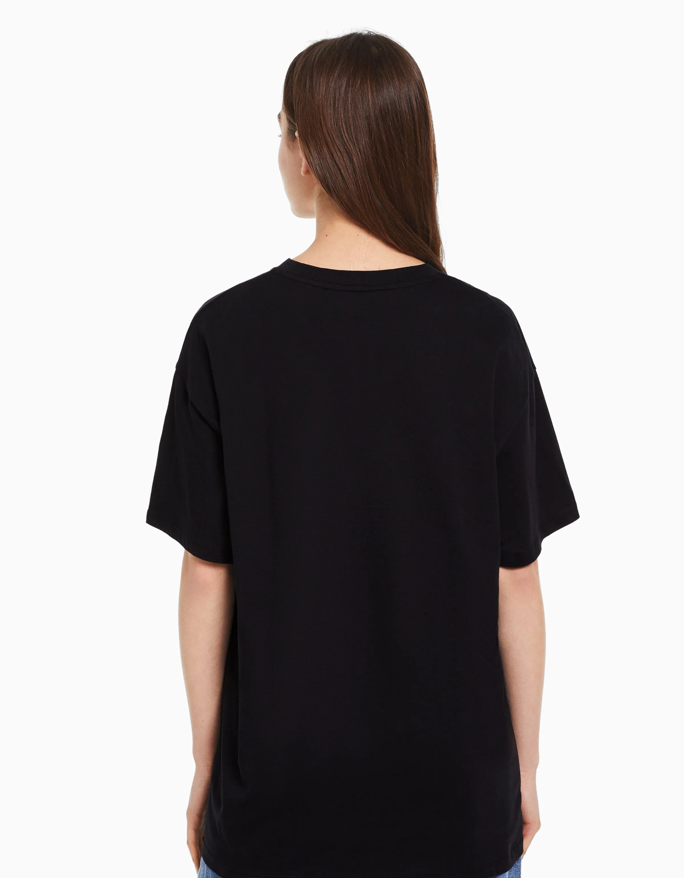 BERSHKA Camiseta manga corta print Darling in the Franxx Negro Clearance