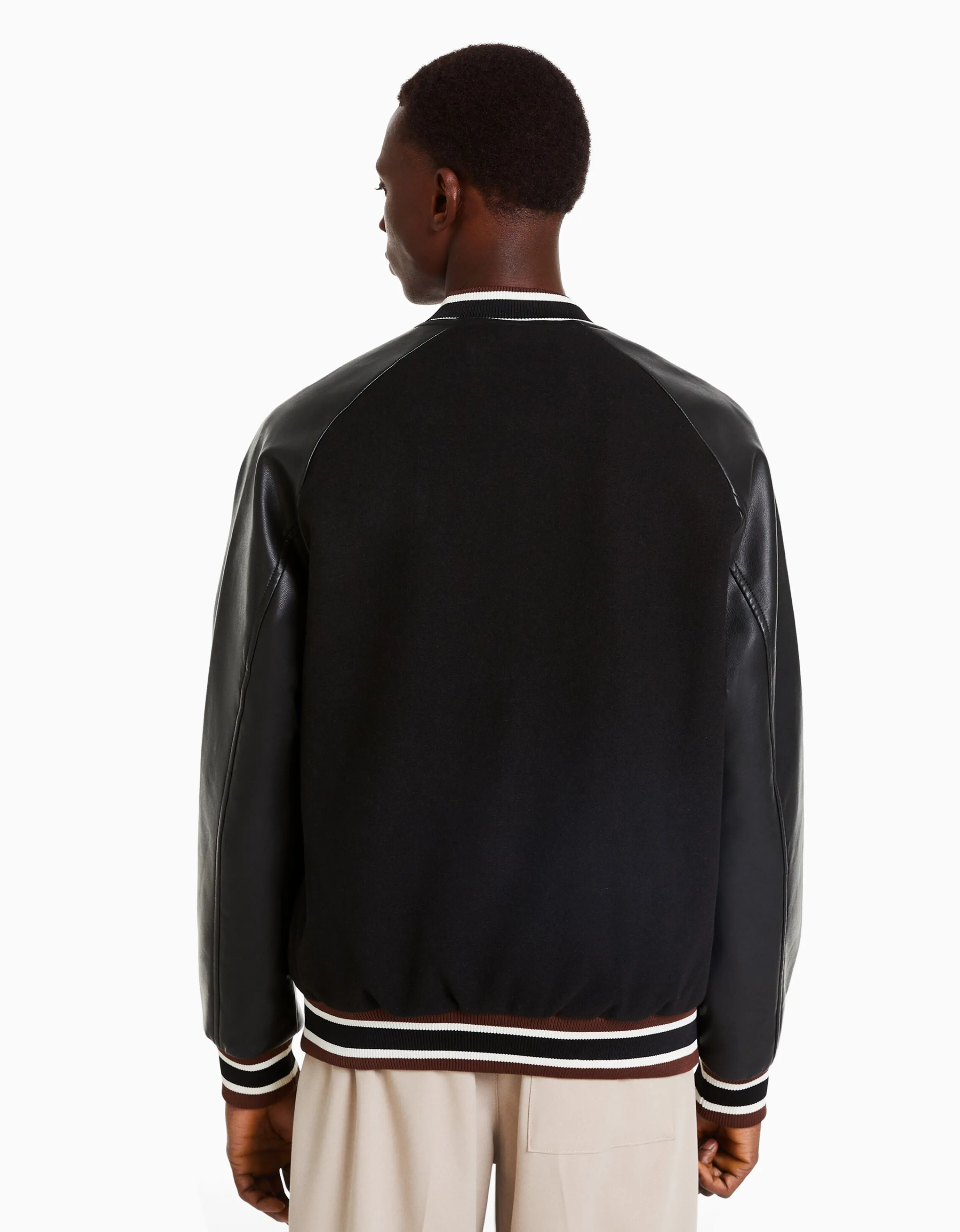 BERSHKA Cazadora bomber paño efecto piel Negro Discount