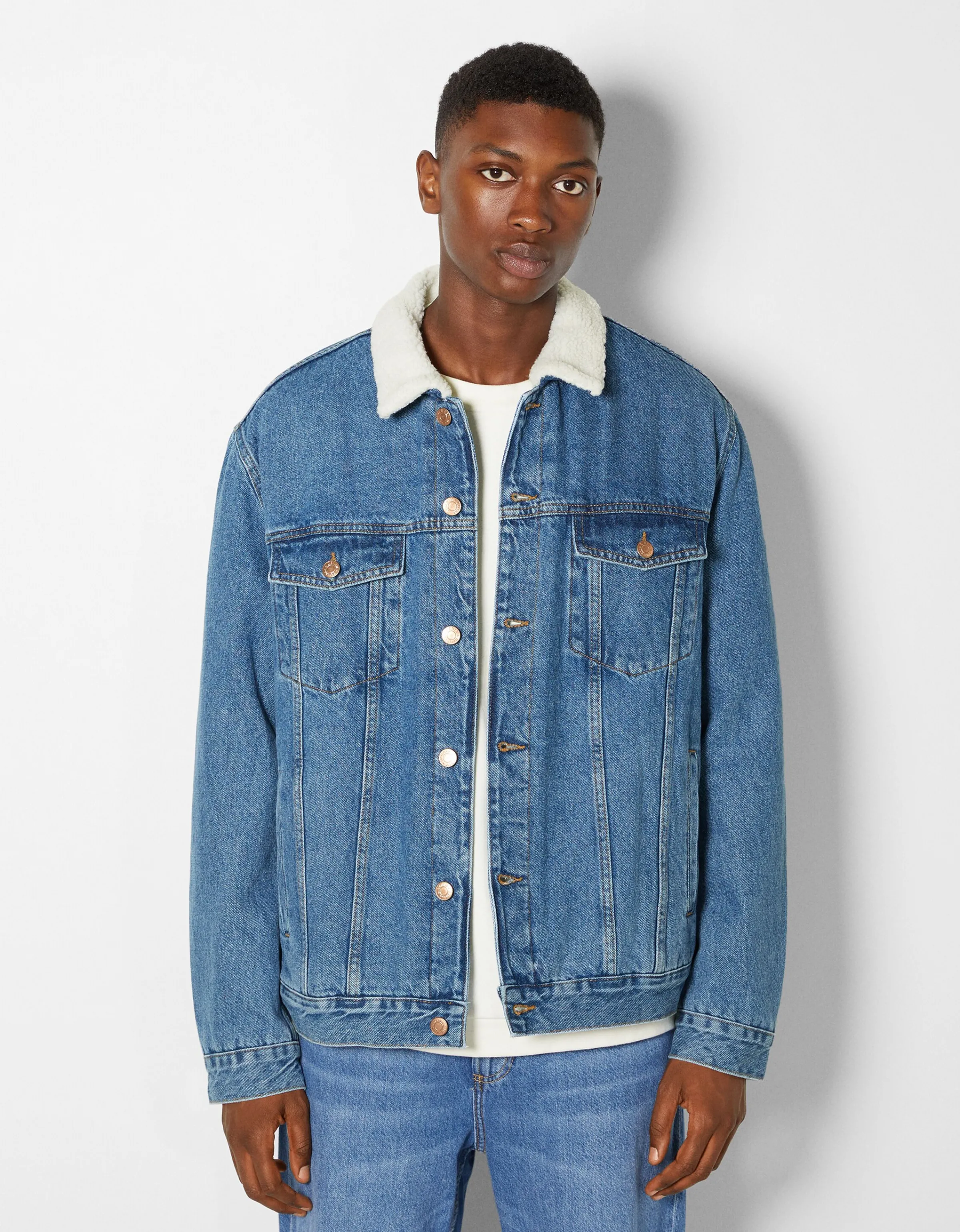 BERSHKA Cazadora denim forro borreguillo Azul Shop