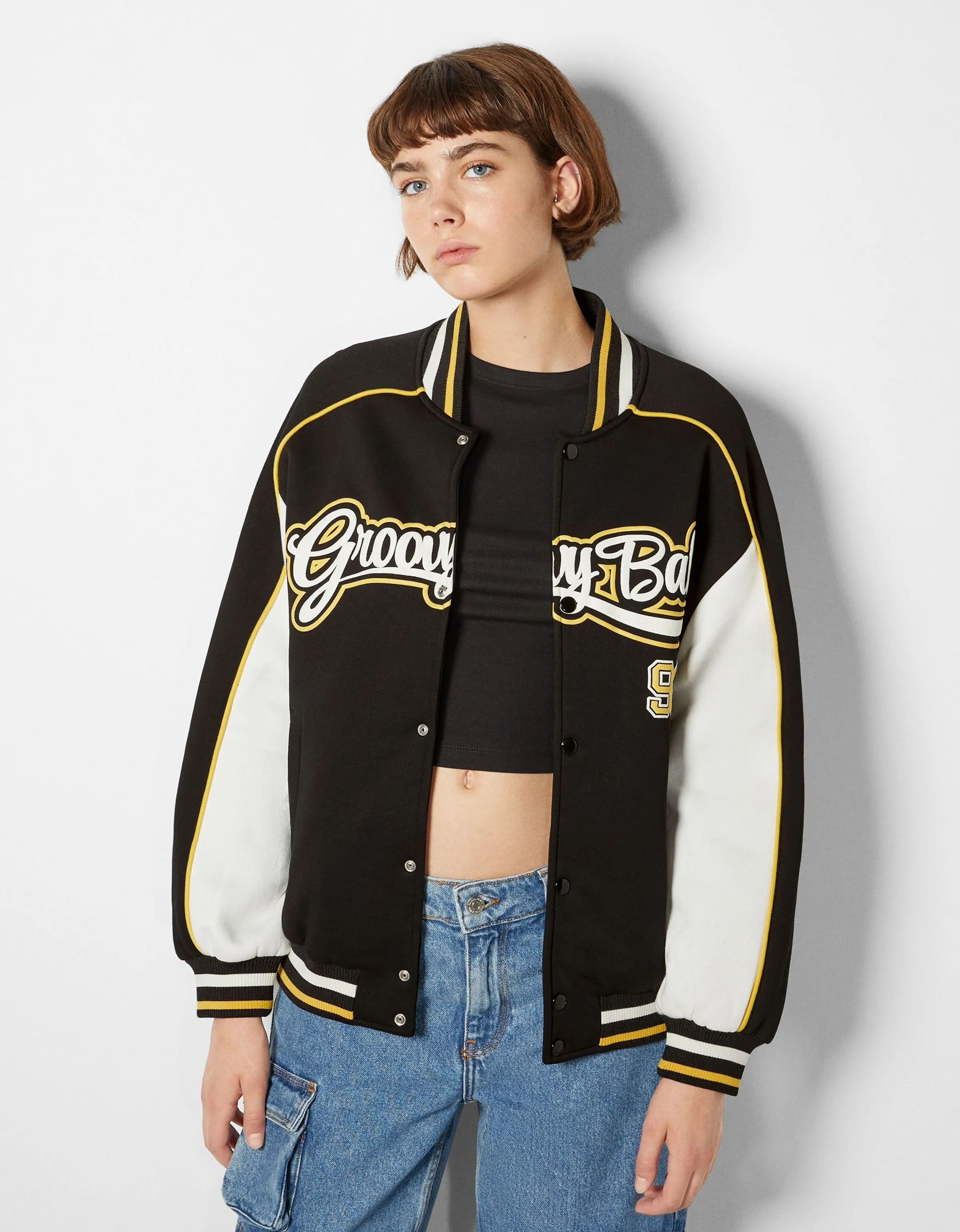 BERSHKA Cazadora varsity Negro Outlet