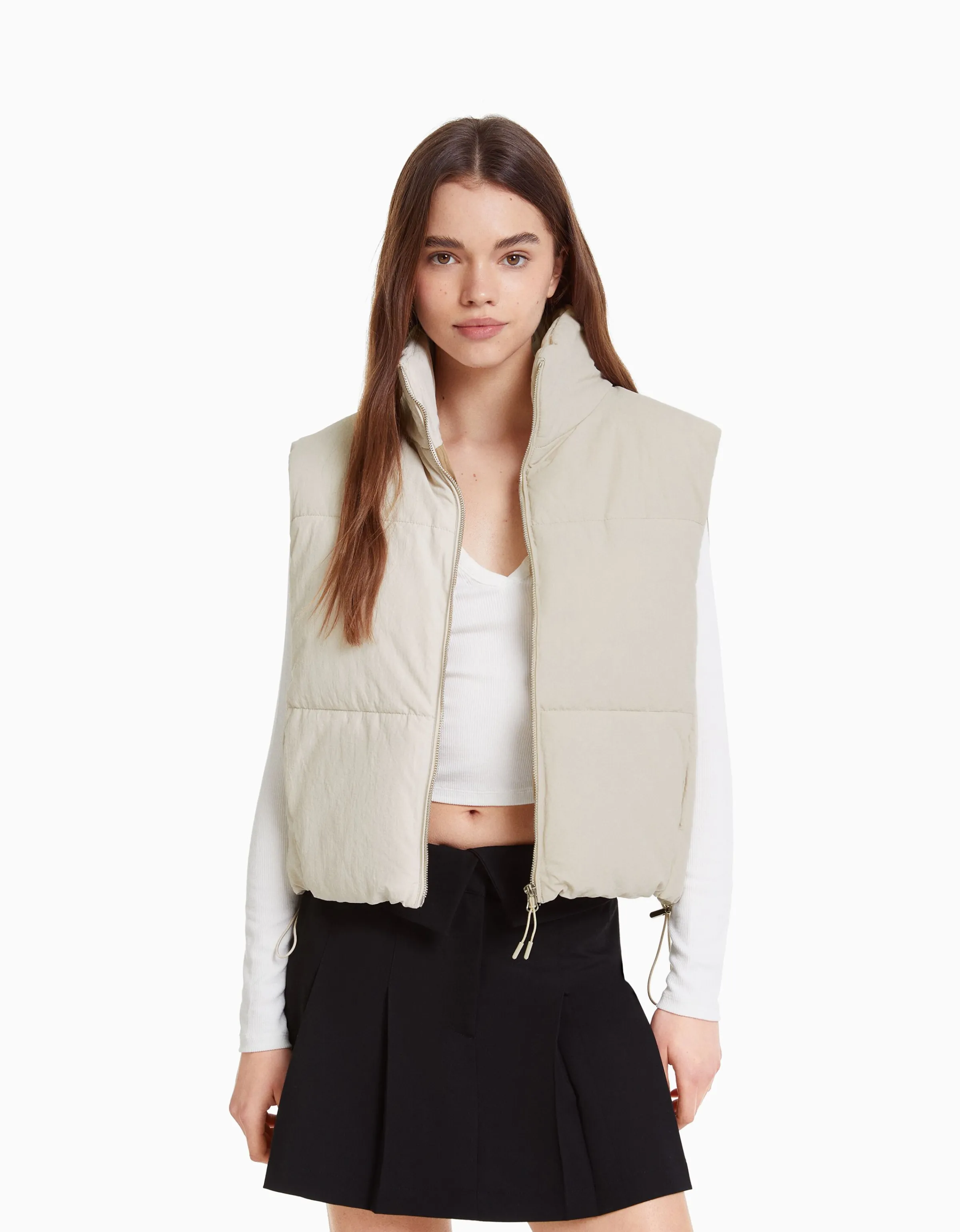 BERSHKA Chaleco puffy efecto nylon forro Piedra Fashion