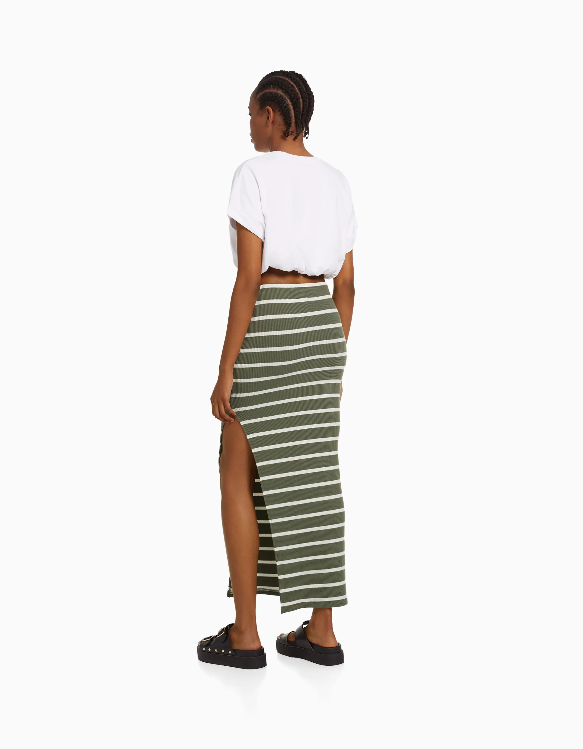 BERSHKA Falda midi rayas Kaki Shop