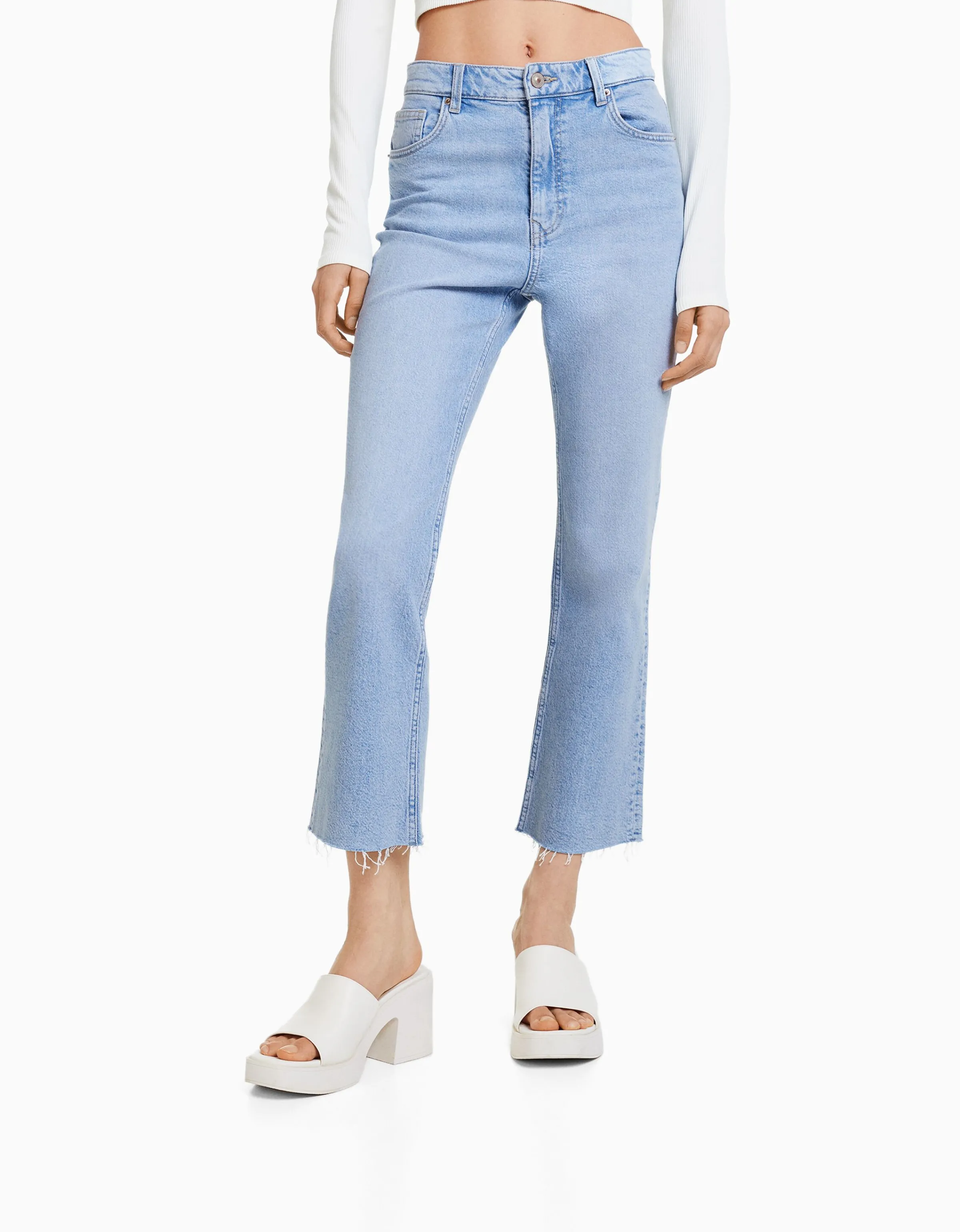 BERSHKA Jeans cropped flare Azul Clearance