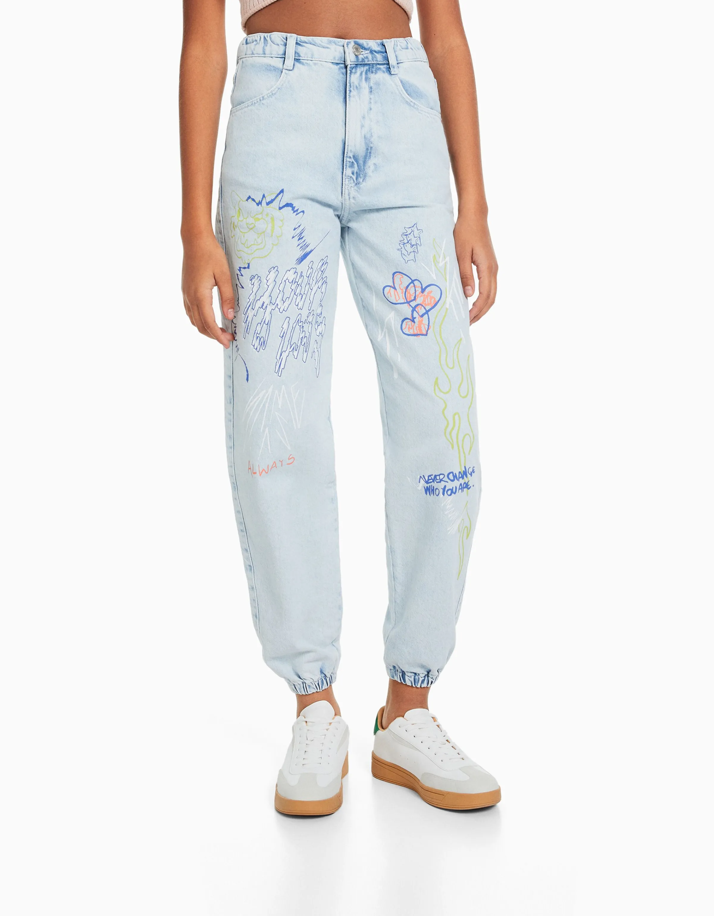 BERSHKA Jeans jogger grafiti Azul lavado Sale