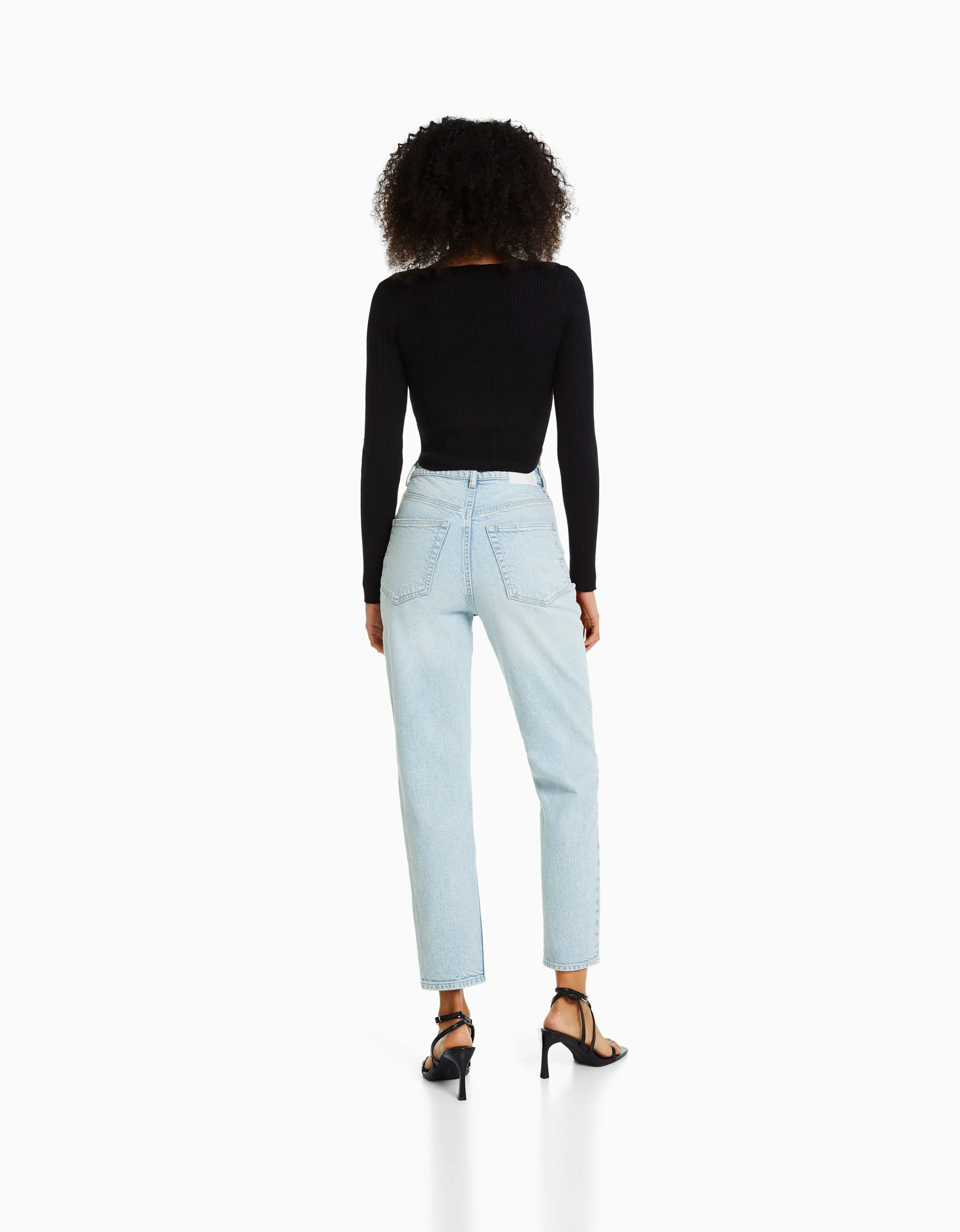 BERSHKA Jeans mom slim confort Azul lavado Store