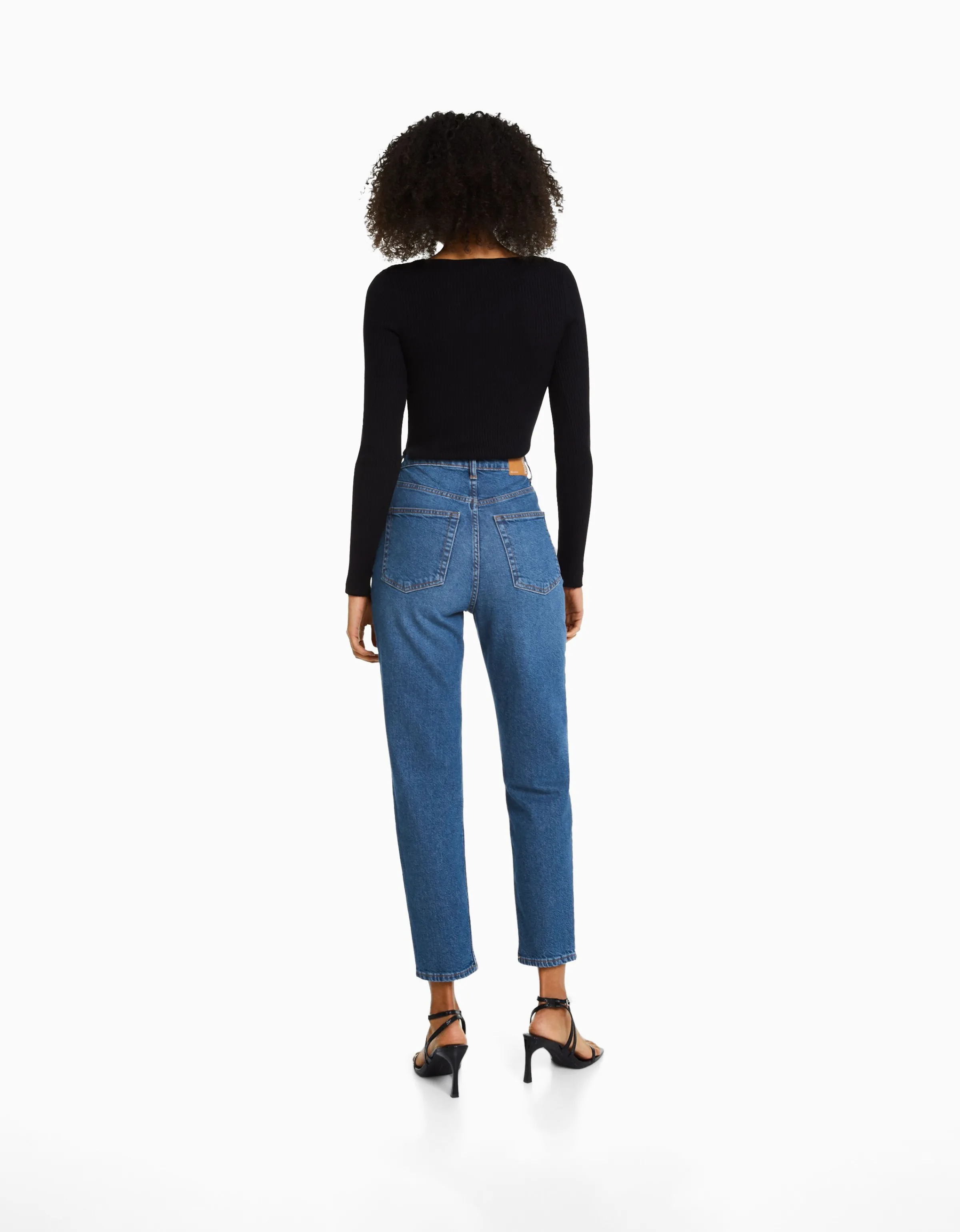 BERSHKA Jeans mom slim confort Azul lavado Discount