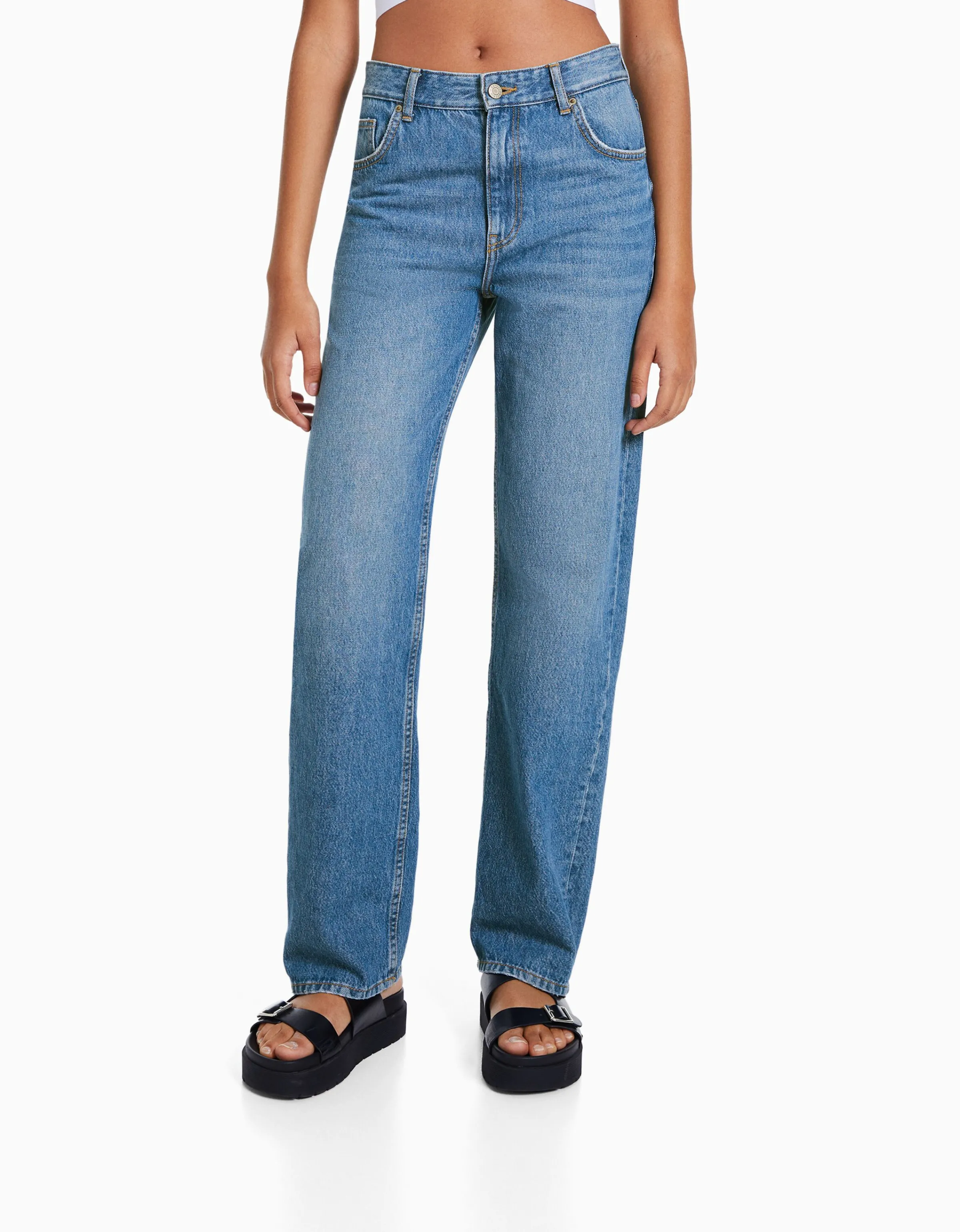 BERSHKA Jeans straight Azul claro Outlet