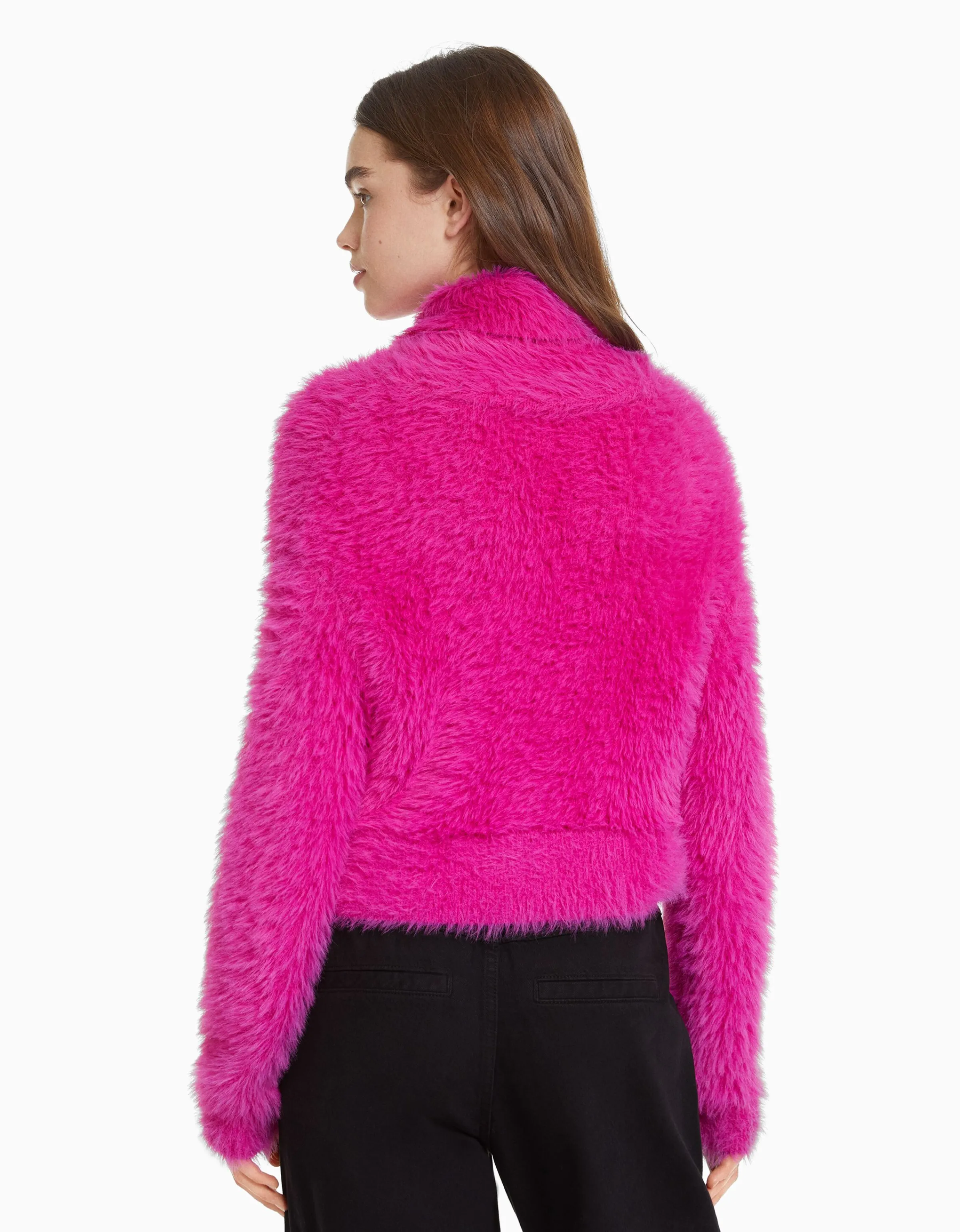 BERSHKA Jersey cuello alto pelo Fucsia Discount