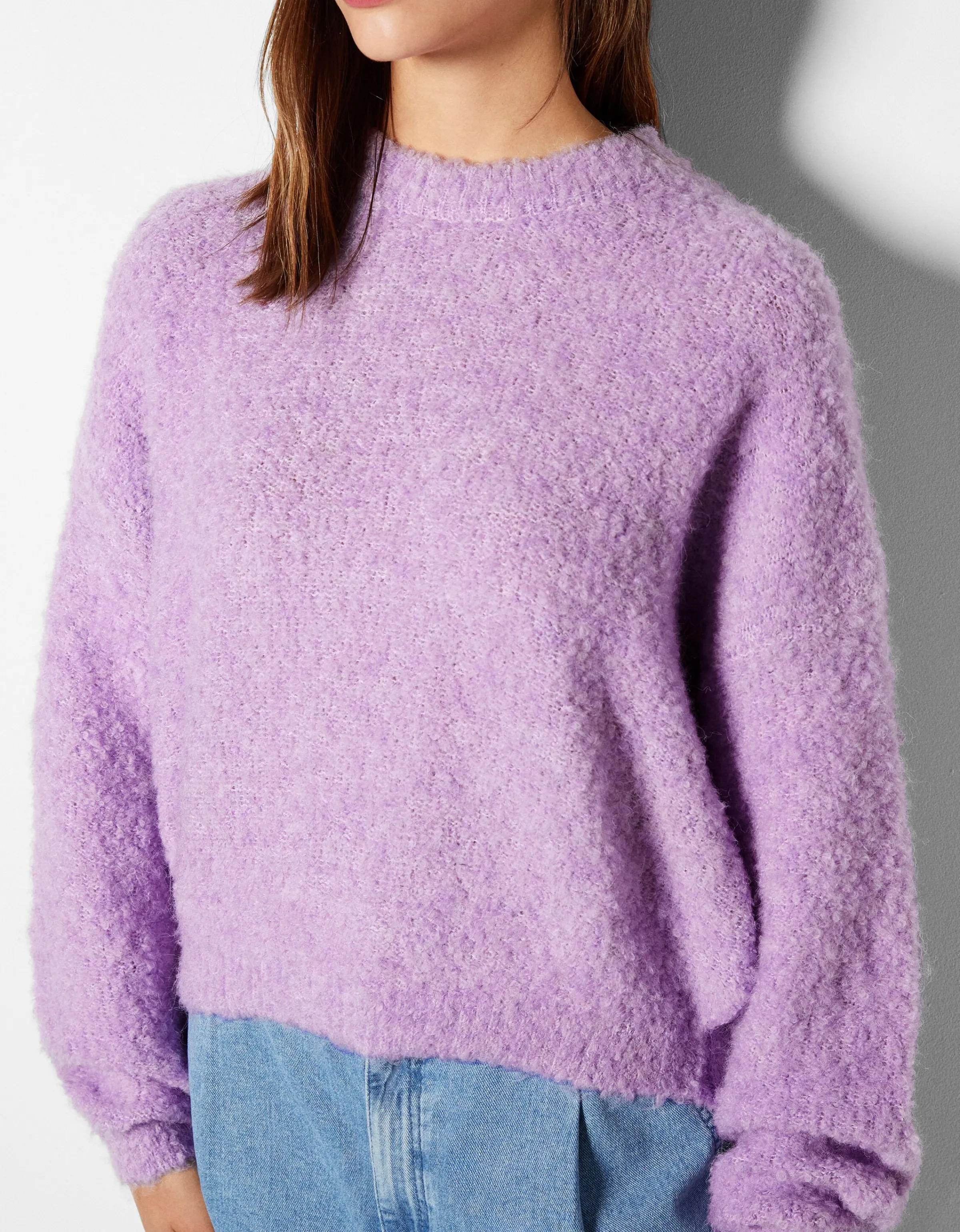 BERSHKA Jersey cuello redondo Morado Store