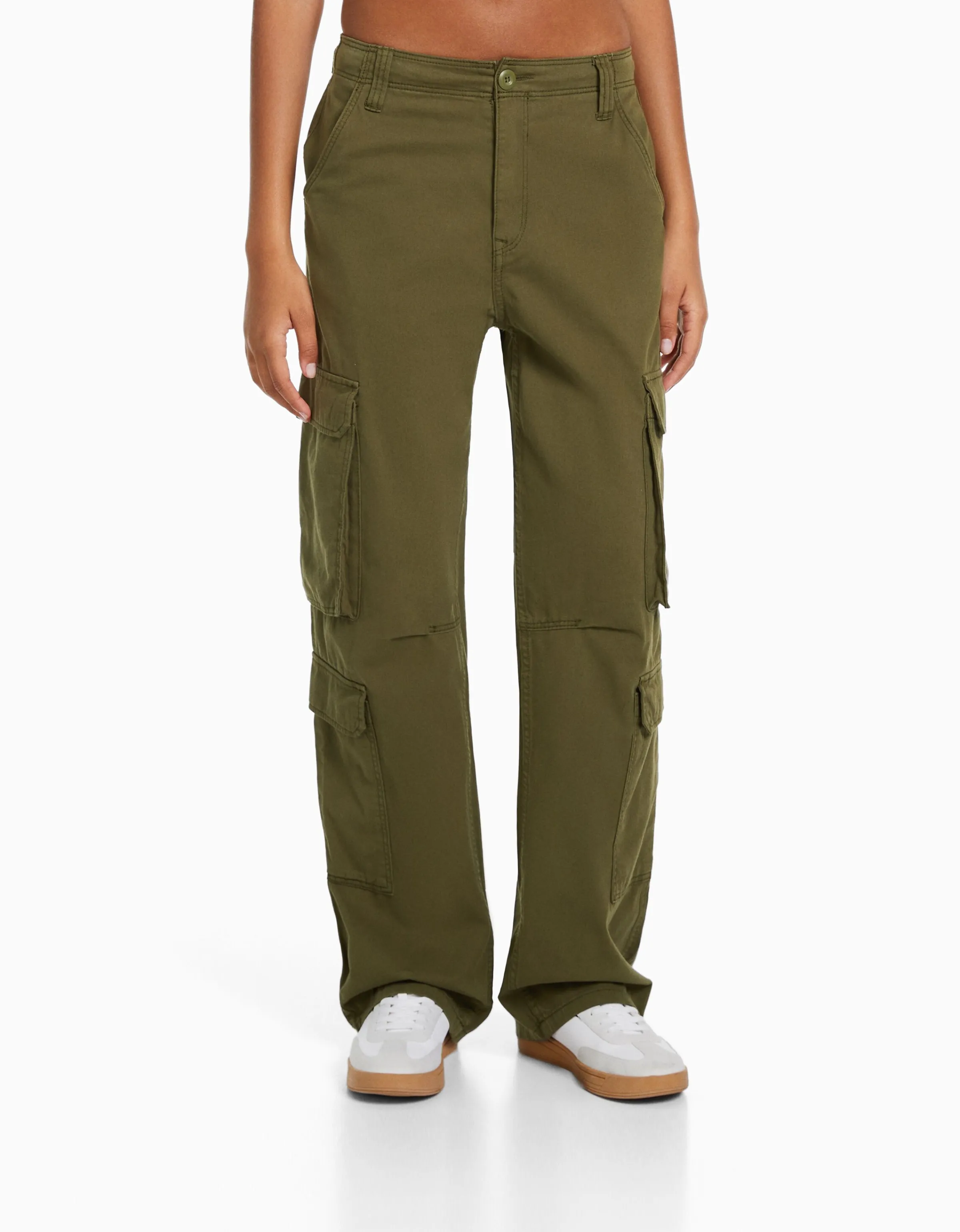 BERSHKA Pantalón cargo sarga multipocket ajustable Kaki Shop