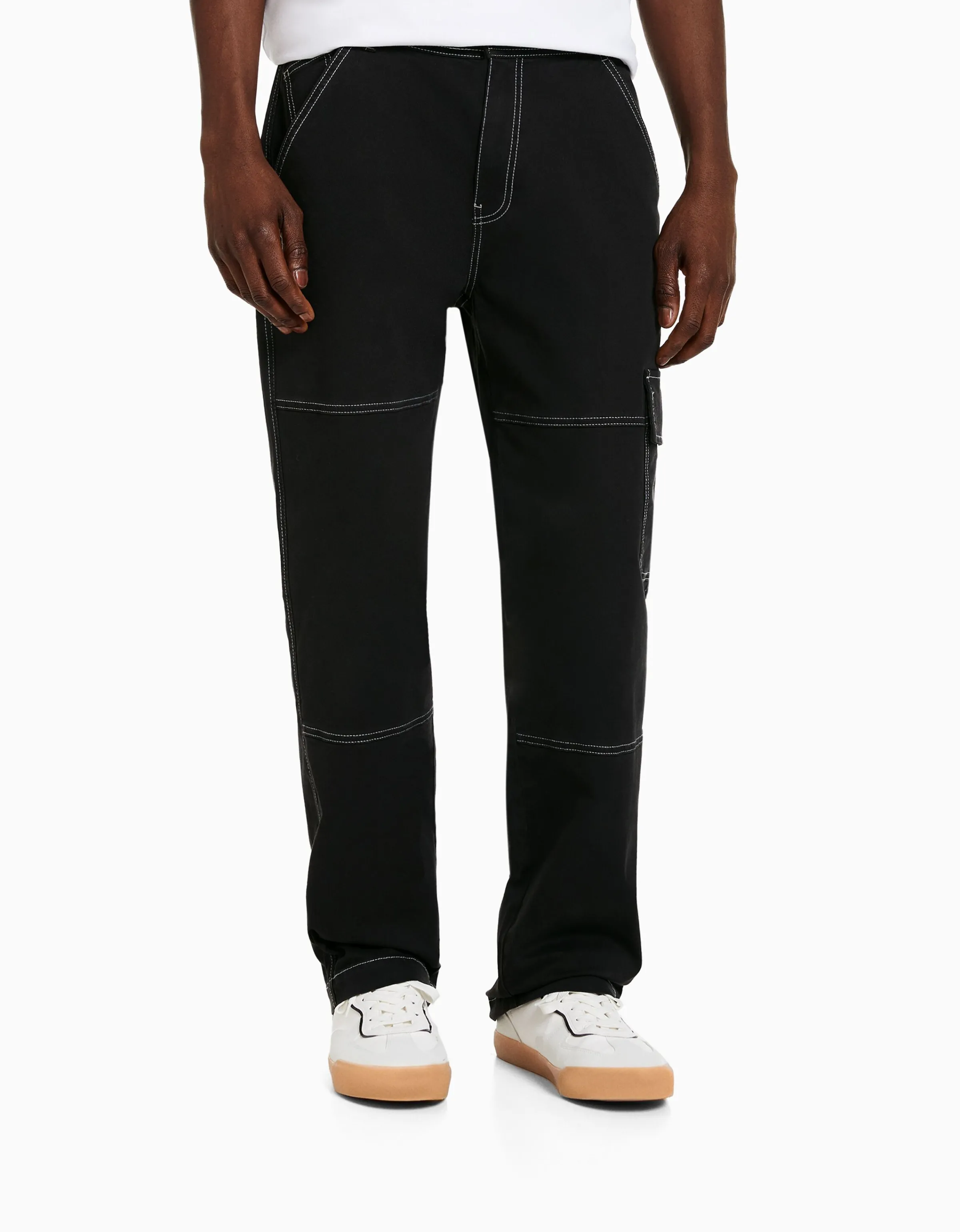 BERSHKA Pantalón wide cargo costuras contraste Azul oscuro New