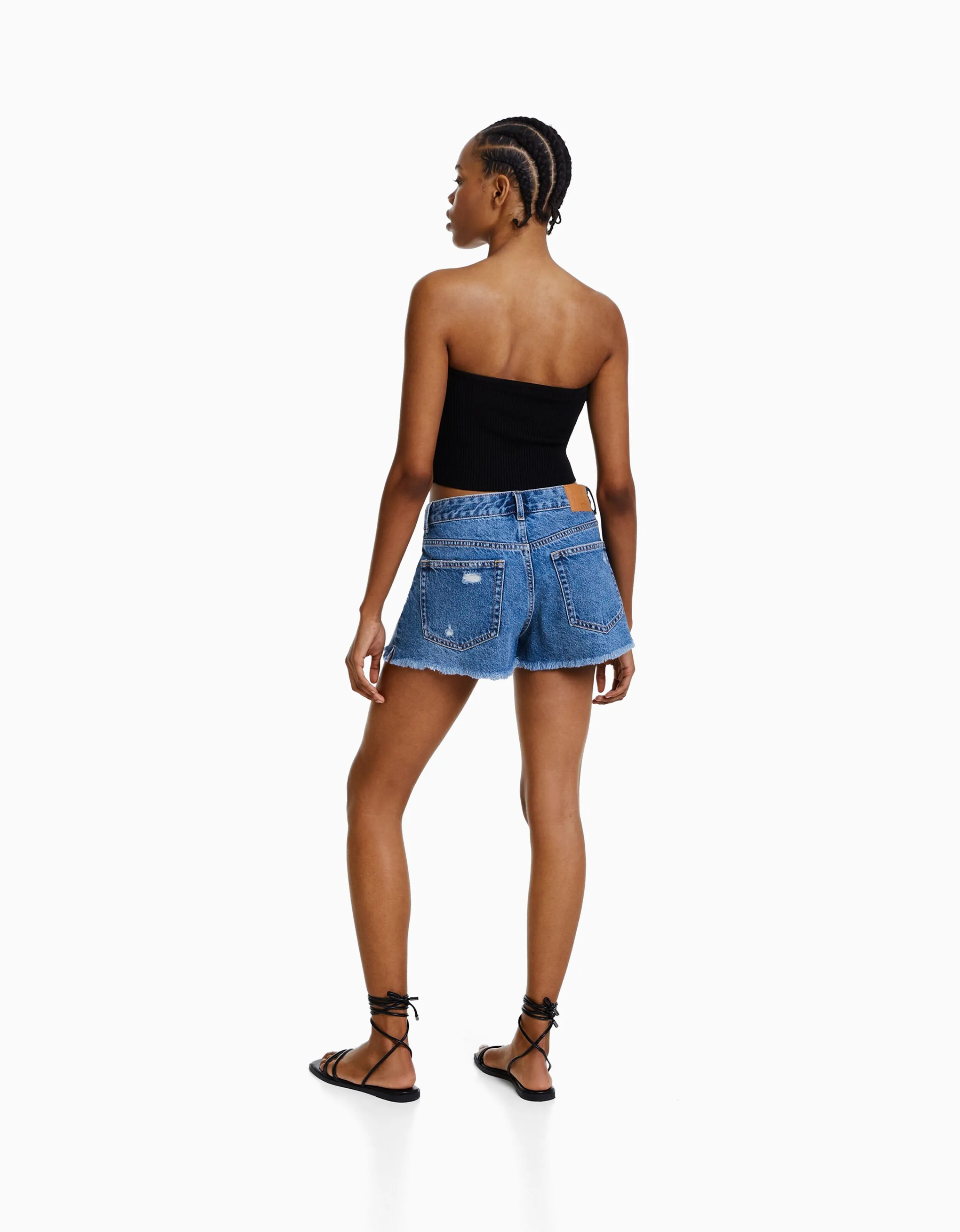 BERSHKA Short denim rotos vintage Azul claro New