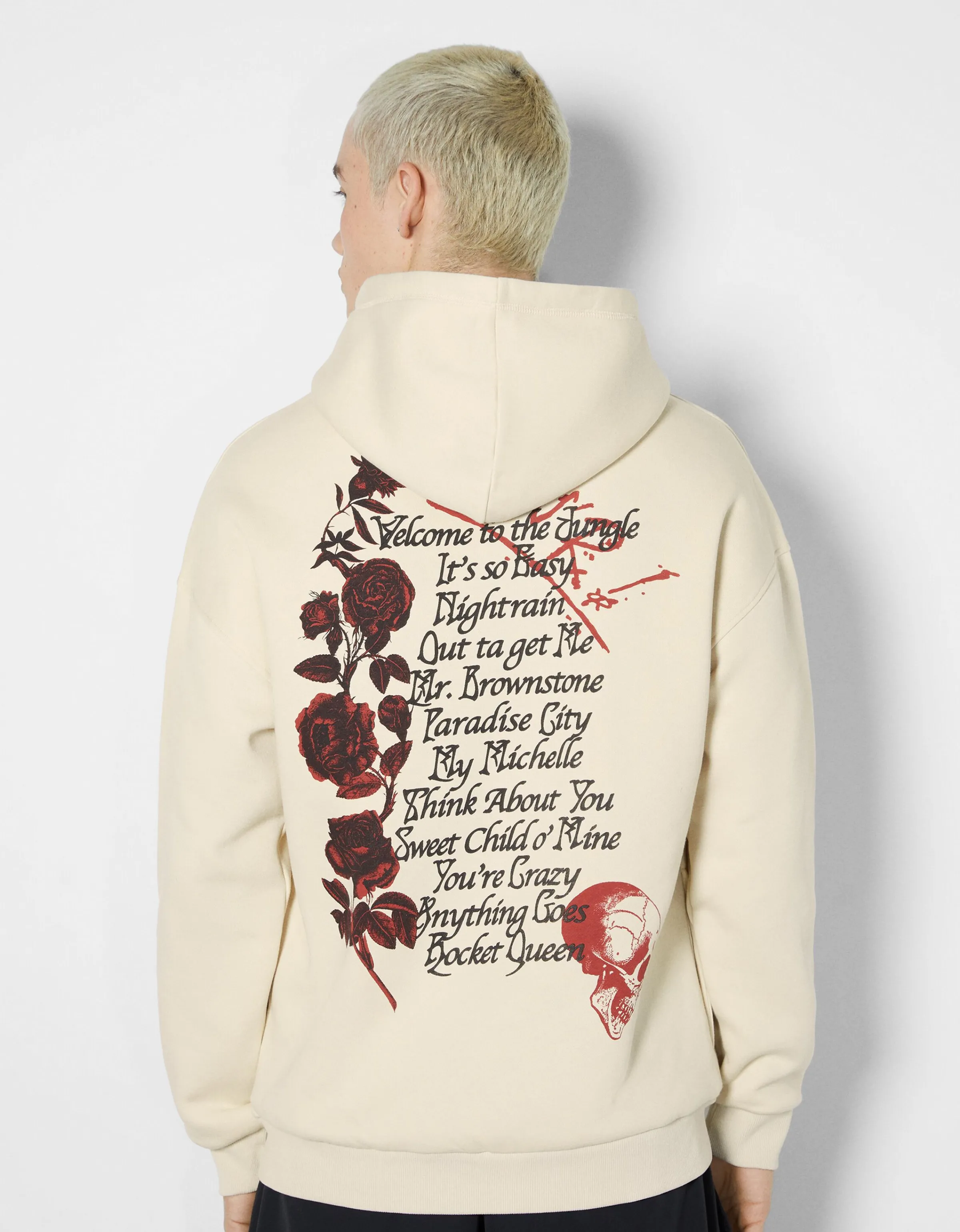 BERSHKA Sudadera capucha Guns N' Roses Camel Outlet