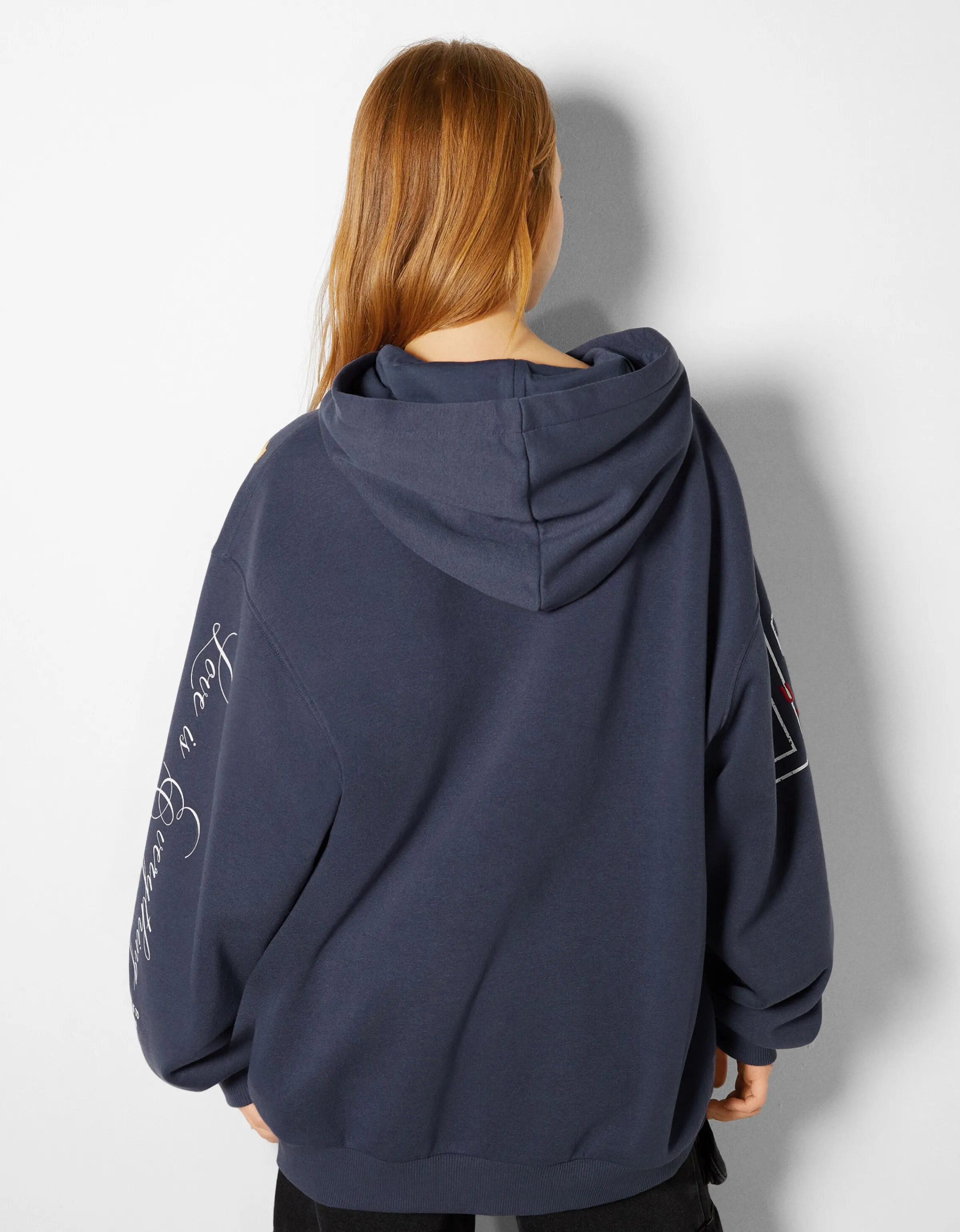 BERSHKA Sudadera capucha print Azul oscuro Online