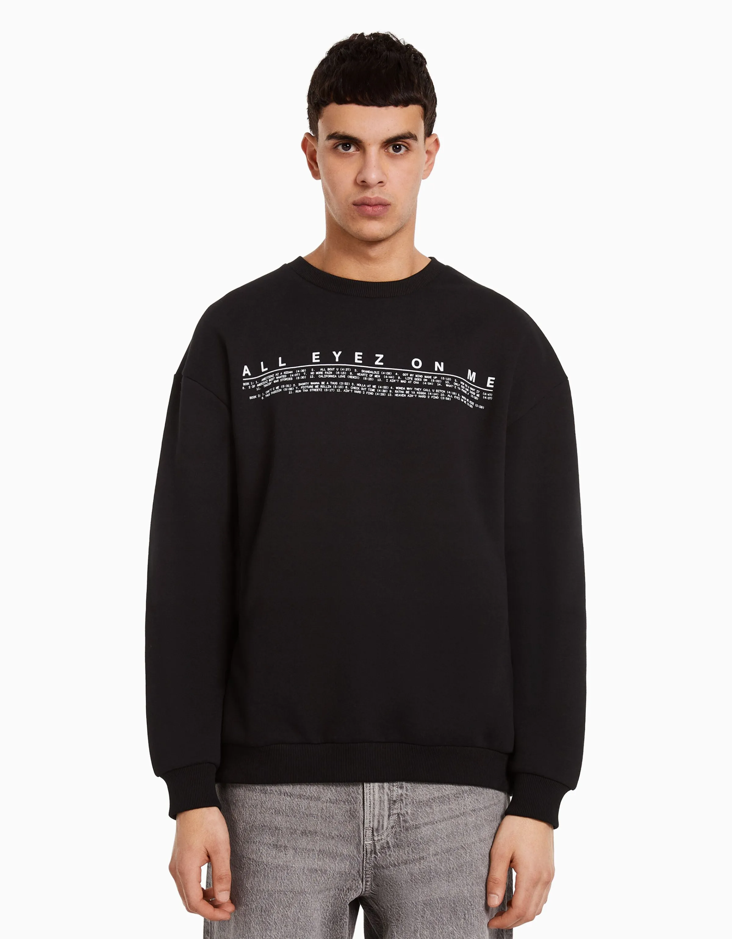 BERSHKA Sudadera cuello redondo Tupac Negro Outlet