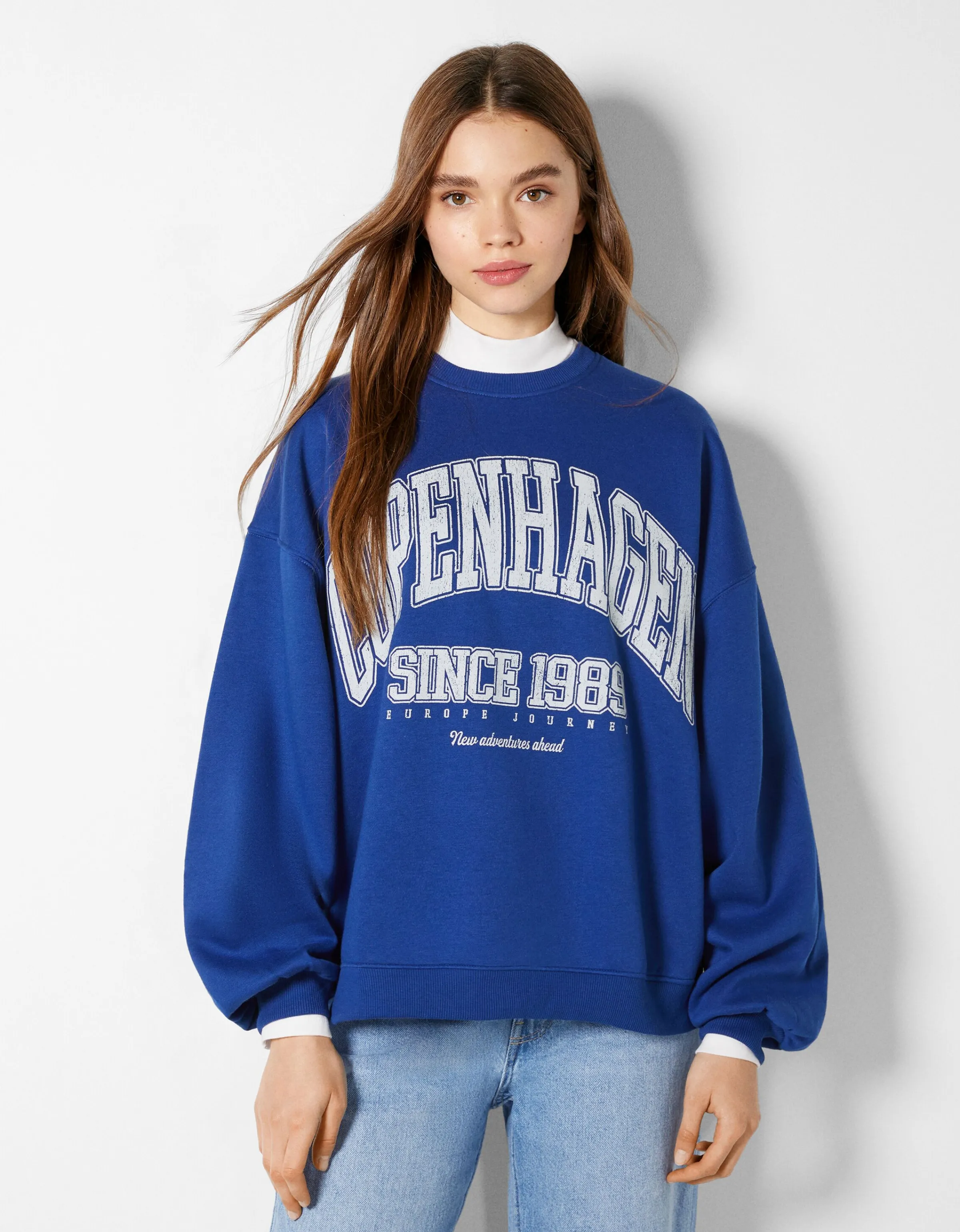 BERSHKA Sudadera oversize print Azul Best