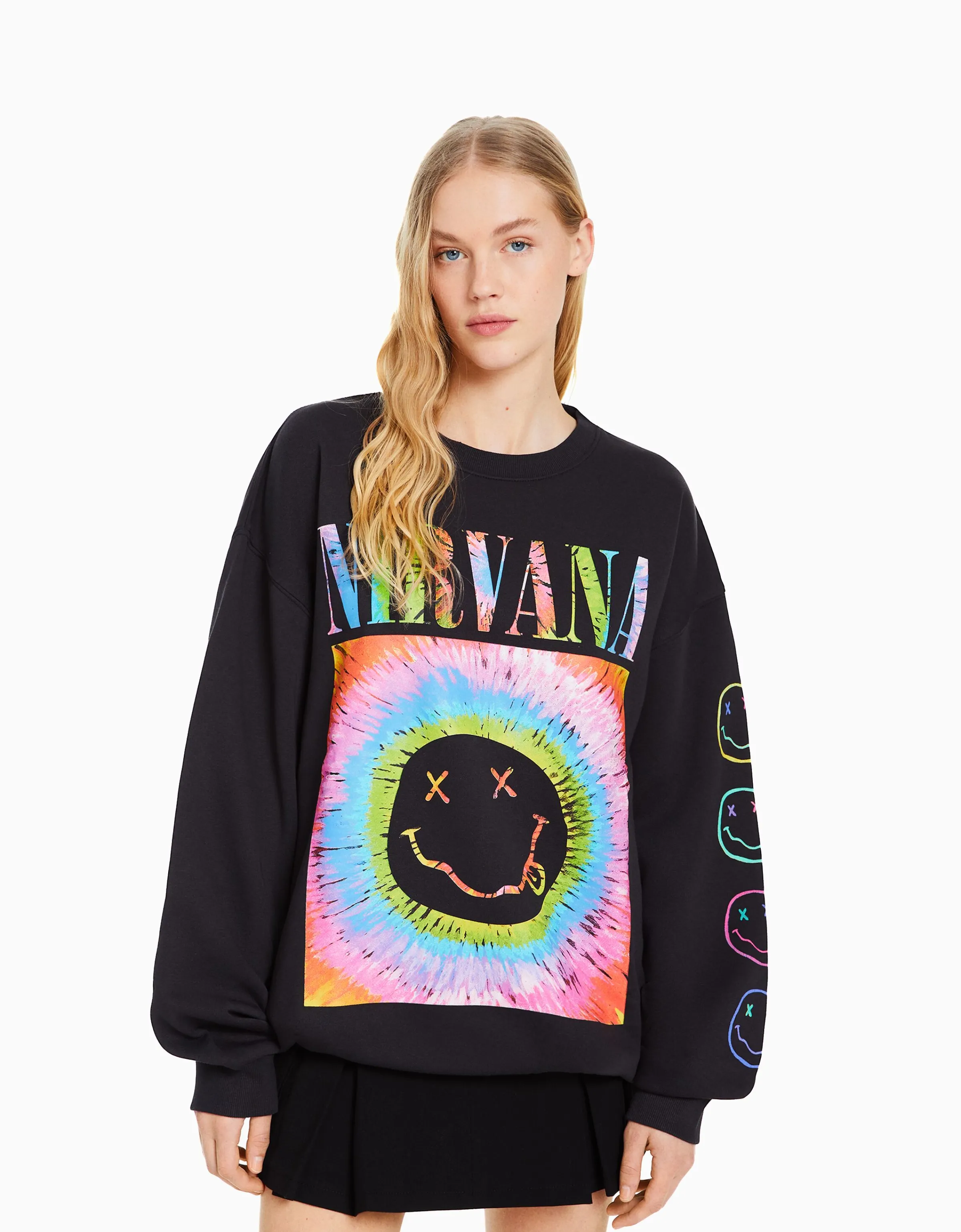 BERSHKA Sudadera print Nirvana Gris Outlet