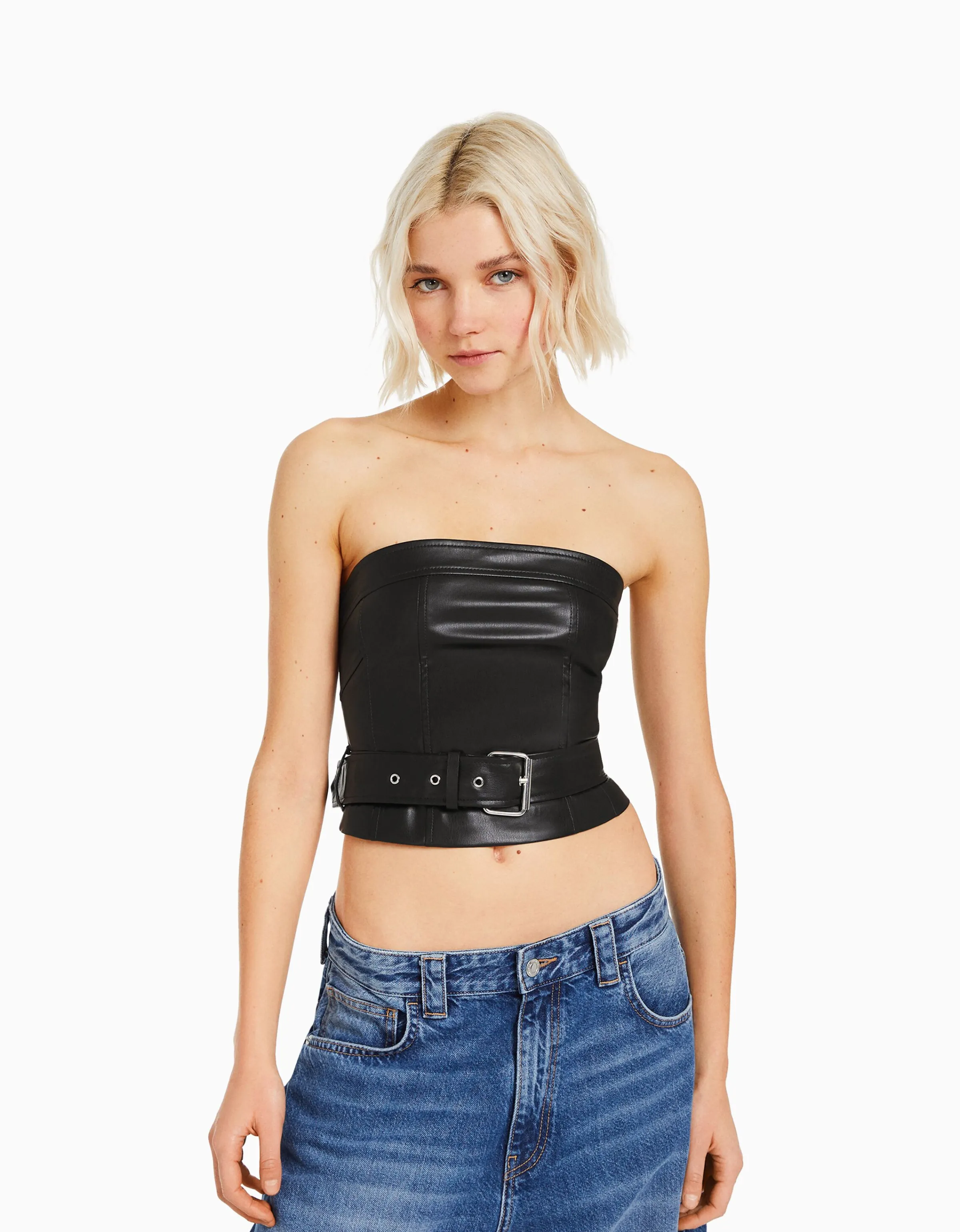 BERSHKA Top corsé efecto piel detalle cinturón Negro Outlet