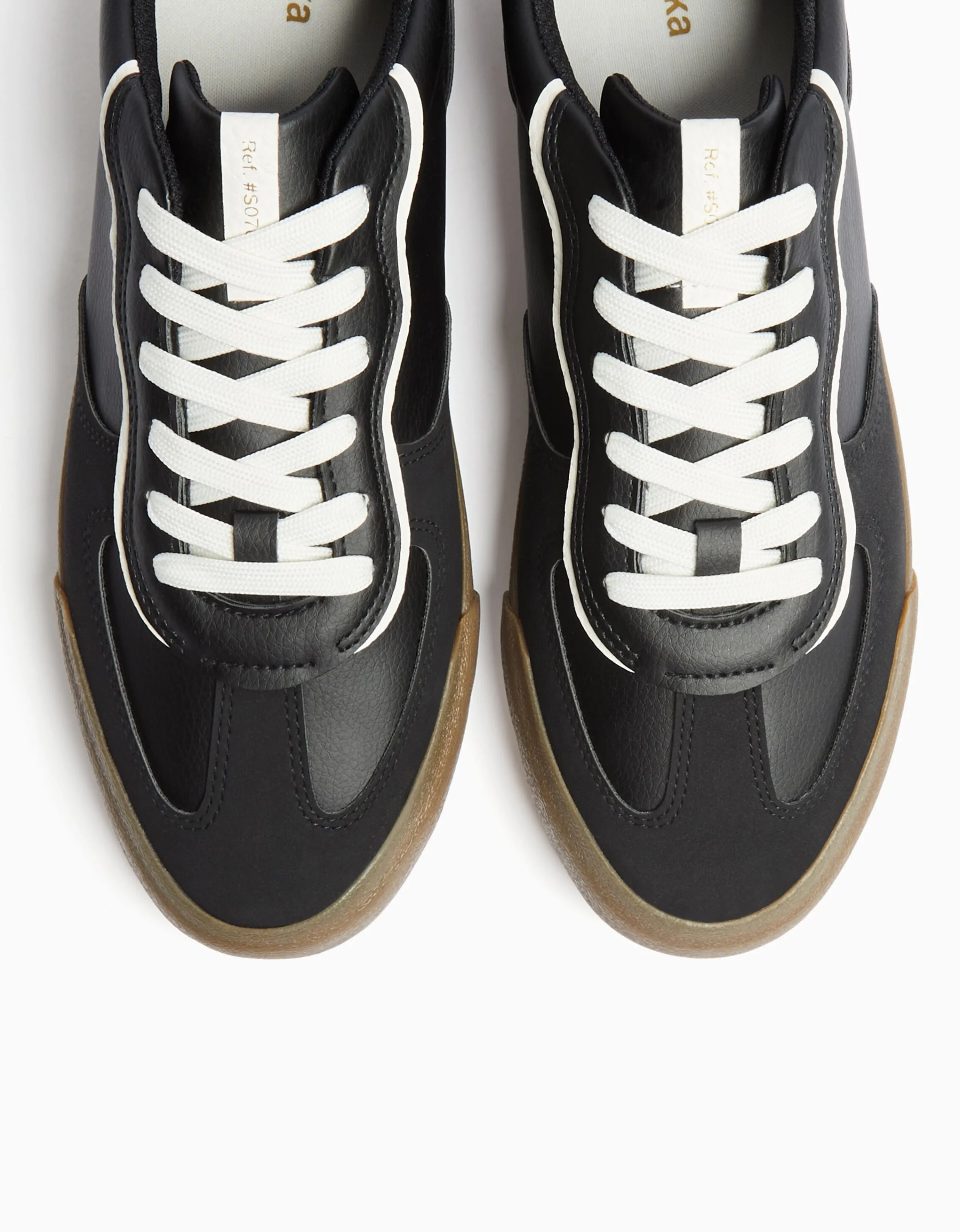 BERSHKA Zapatillas estilo retro hombre Negro Cheap