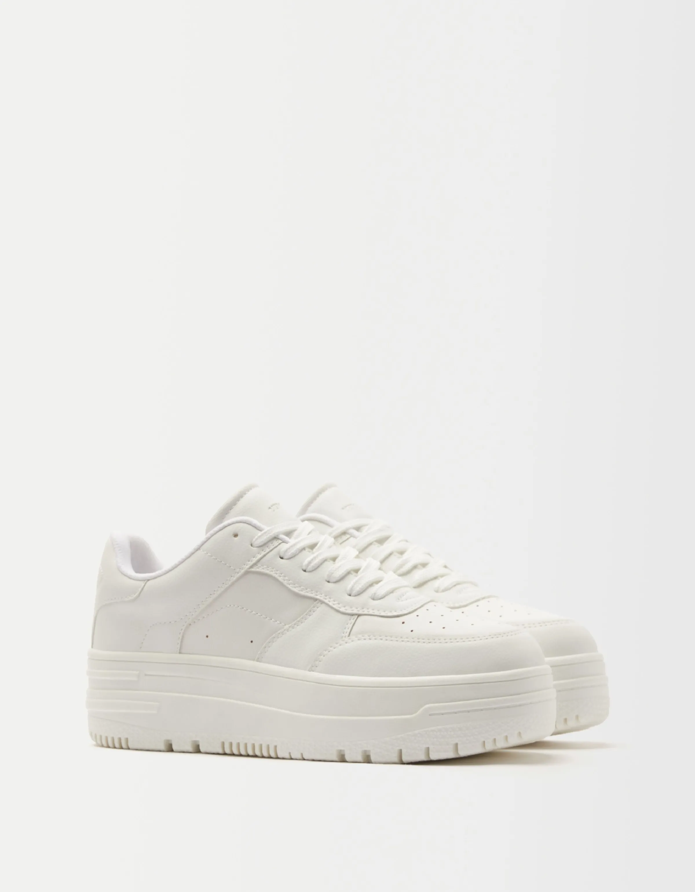 BERSHKA Zapatillas plataforma monocolor Blanco Cheap