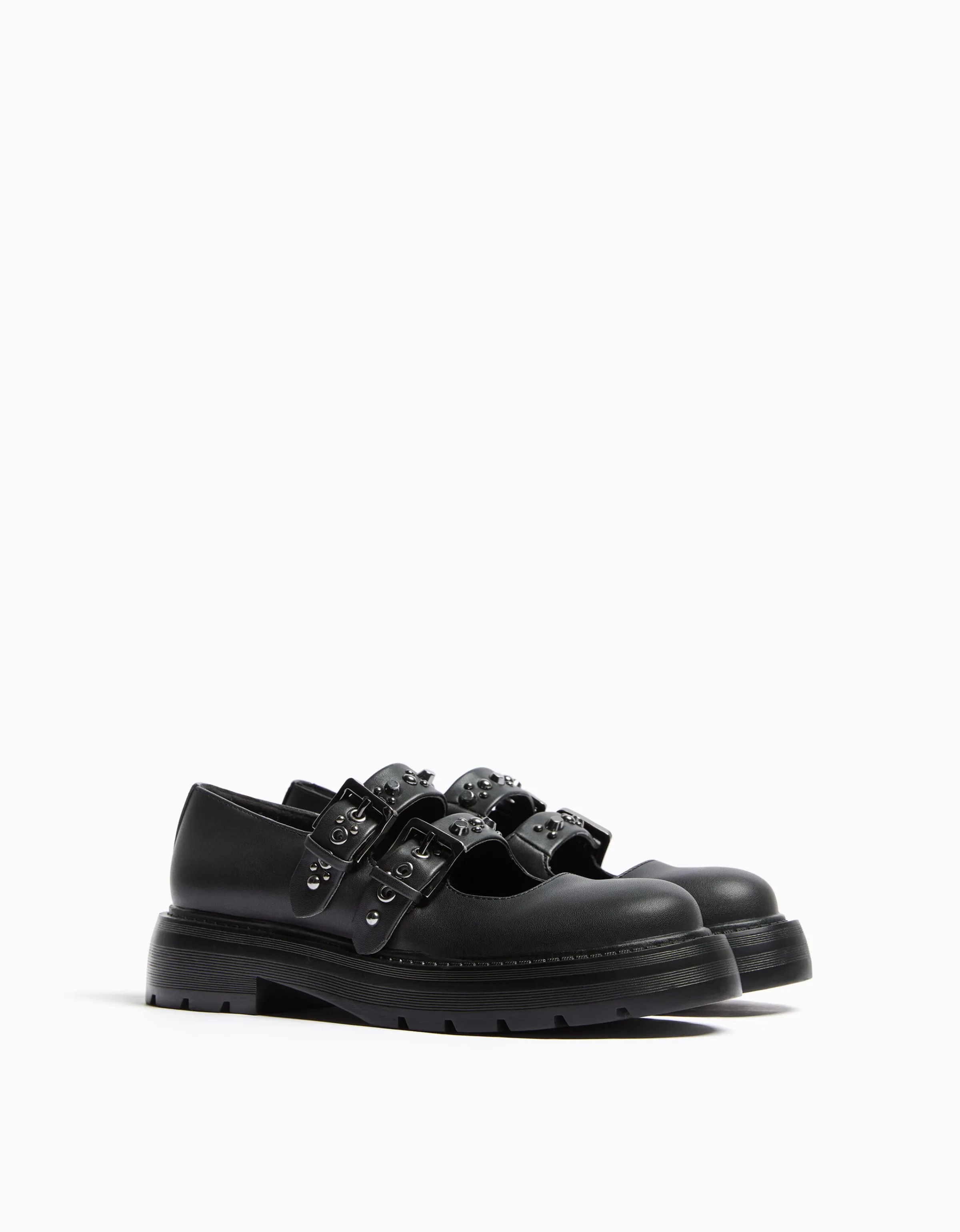 BERSHKA Zapato plano tipo Mary Jane Negro Hot